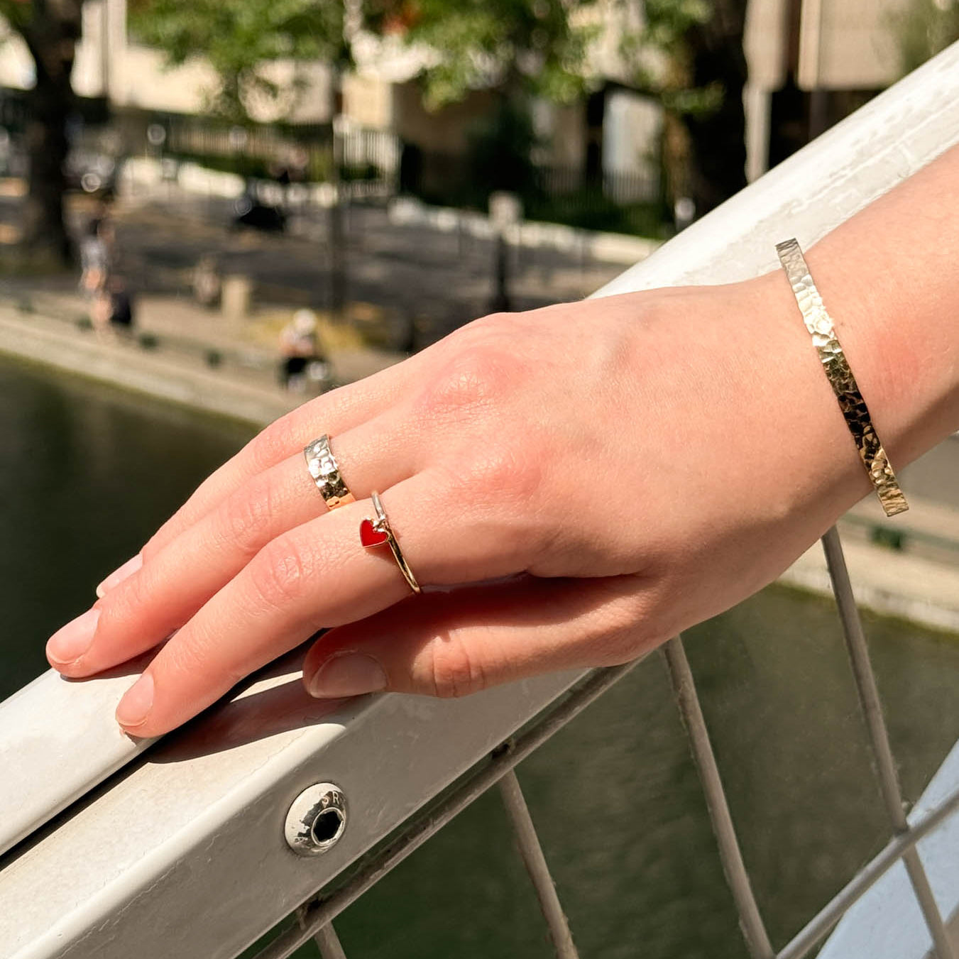 Clea red enamel heart ring gold plated