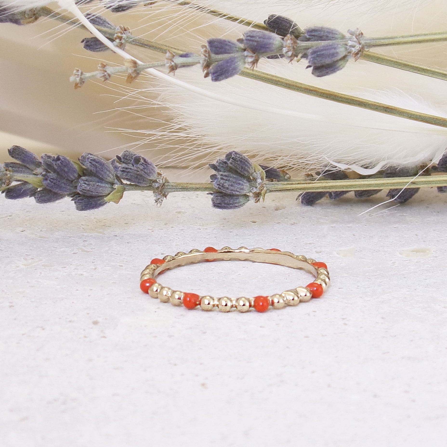 Dana beaded ring with red enamel gold-plated