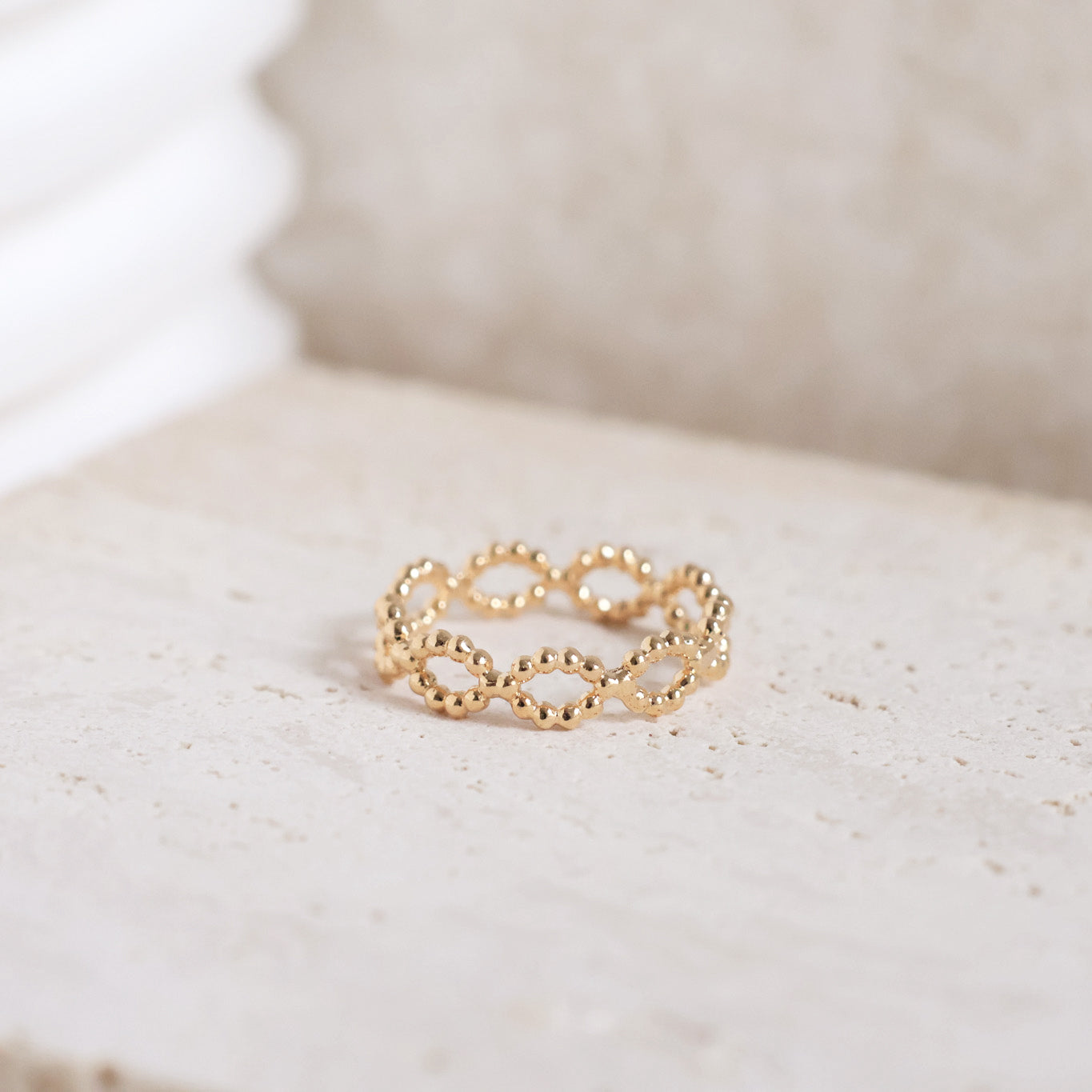 Gala ring with oval beaded links gold plated