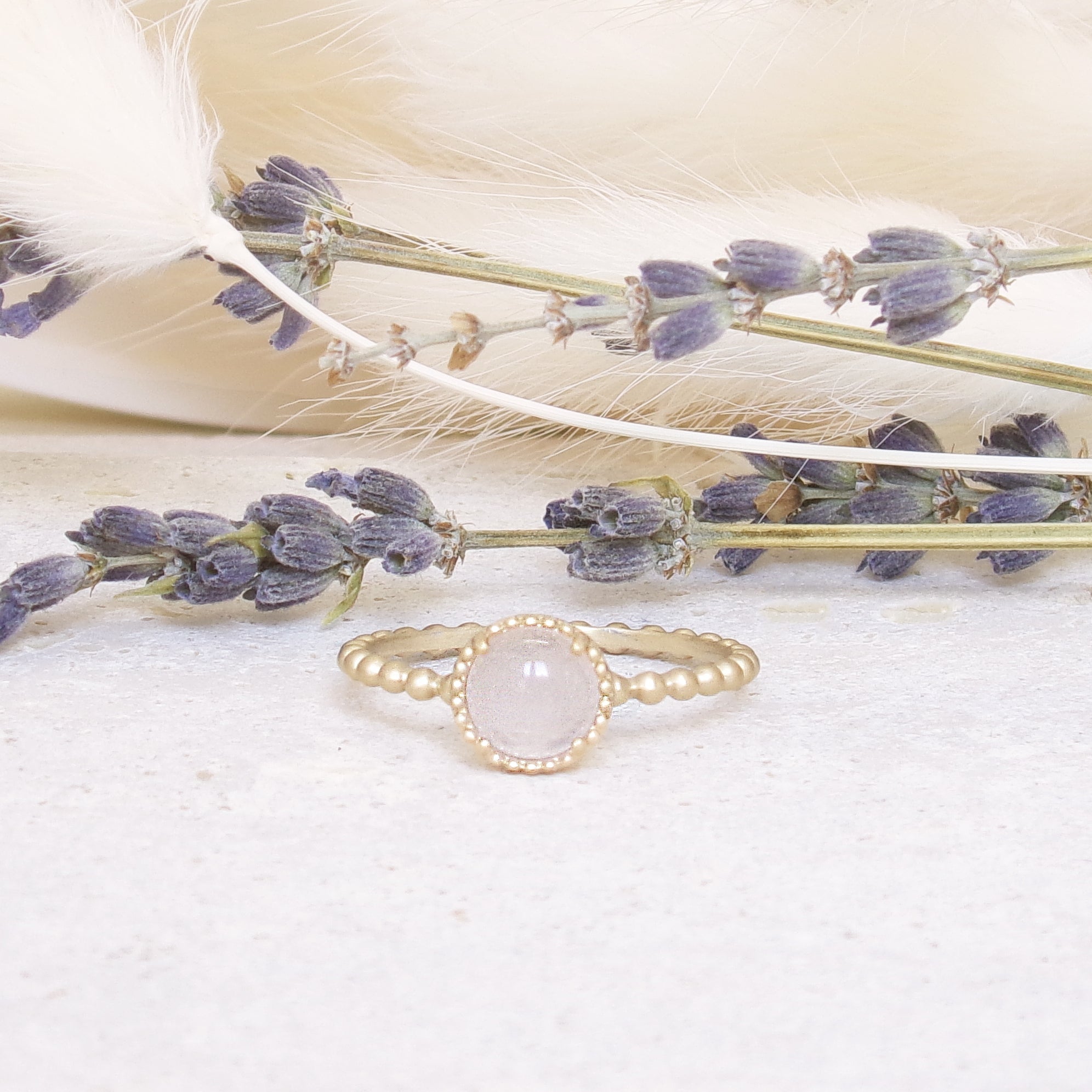 Lomita beaded ring rose Quartz gold plated