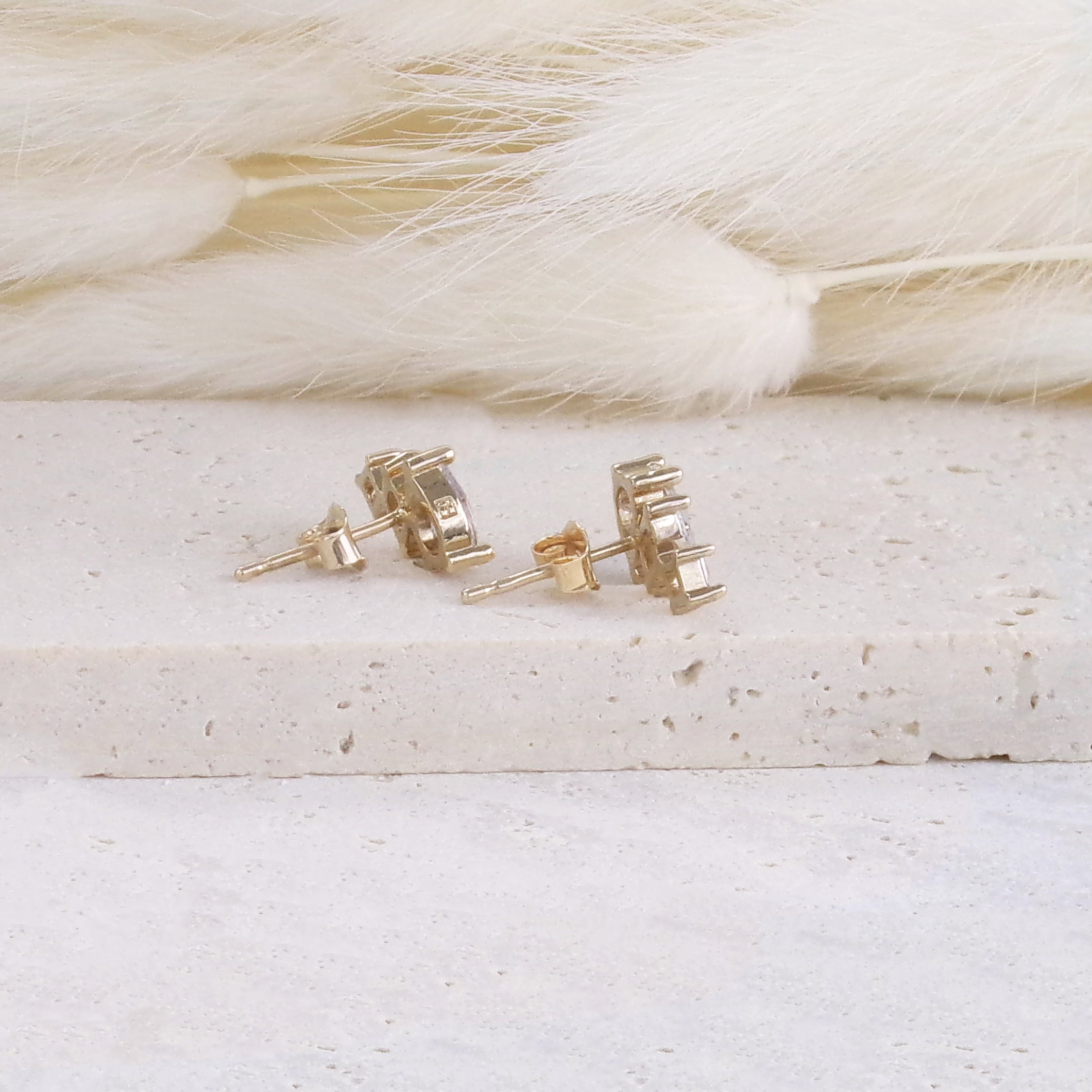 Luna earrings petals with zircons gold-plated