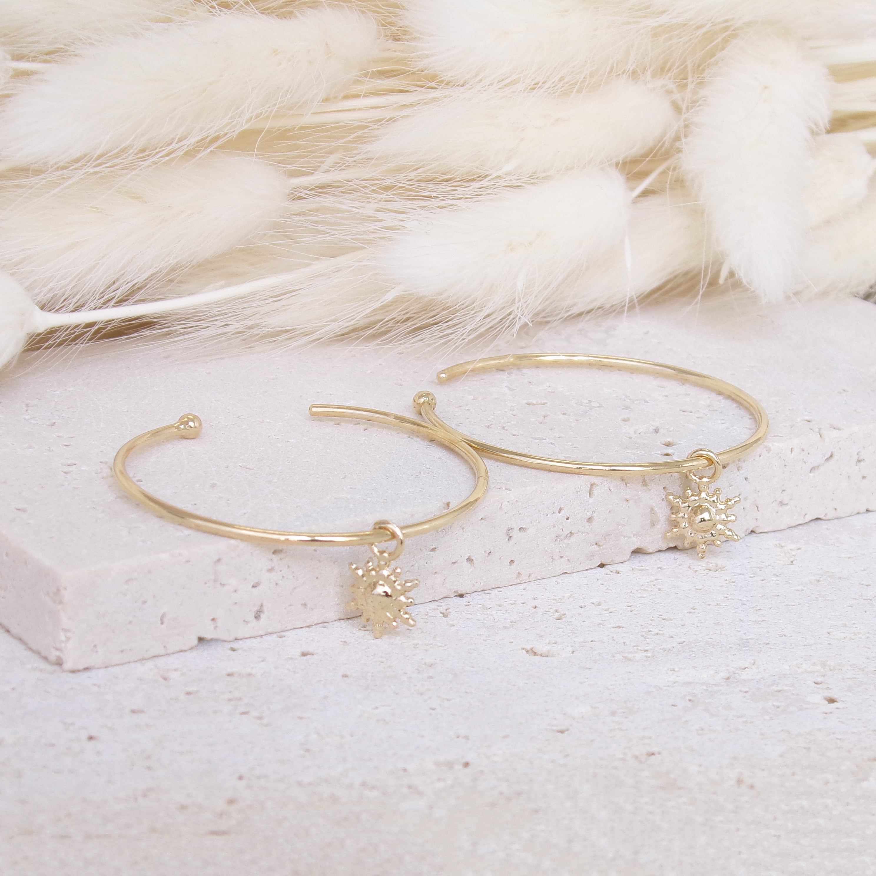 Elmina hoop earrings with sun tassel gold-plated