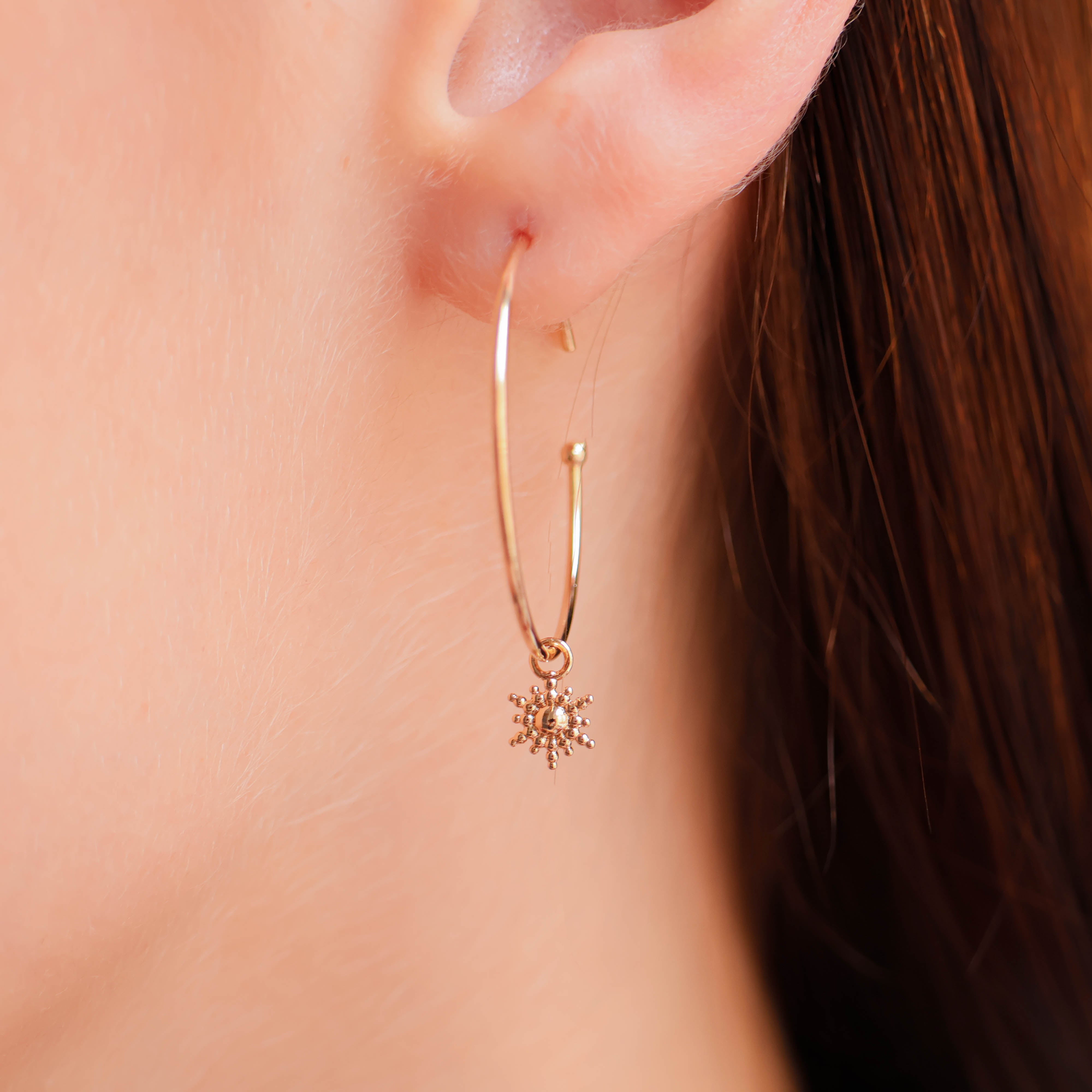Elmina hoop earrings with sun tassel gold-plated