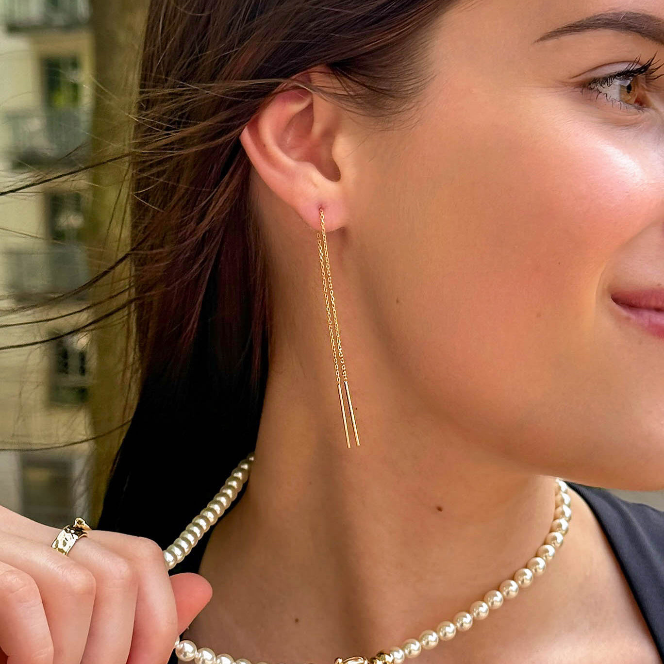 Gold-plated through-chain dangling Raya earrings