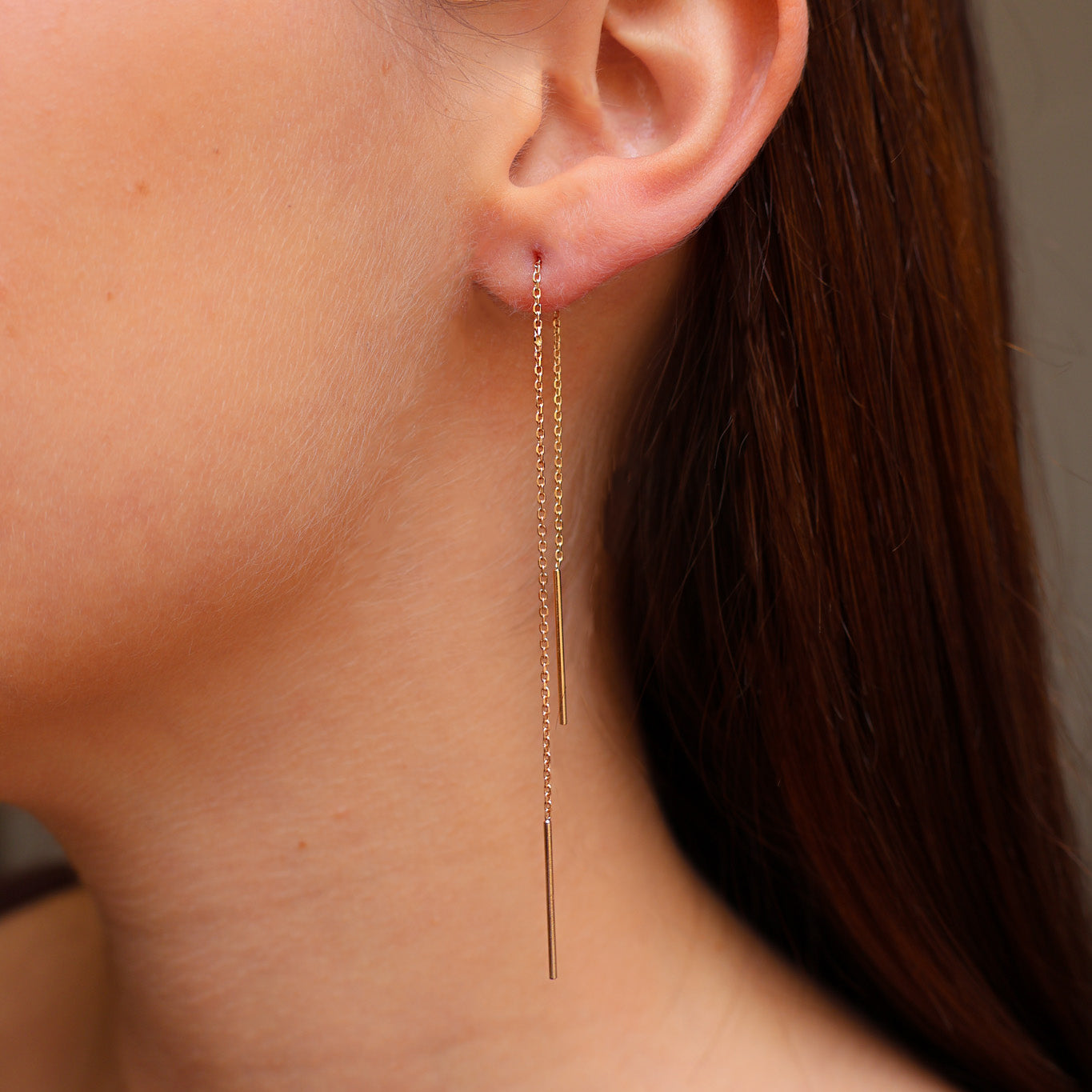 Gold-plated through-chain dangling Raya earrings