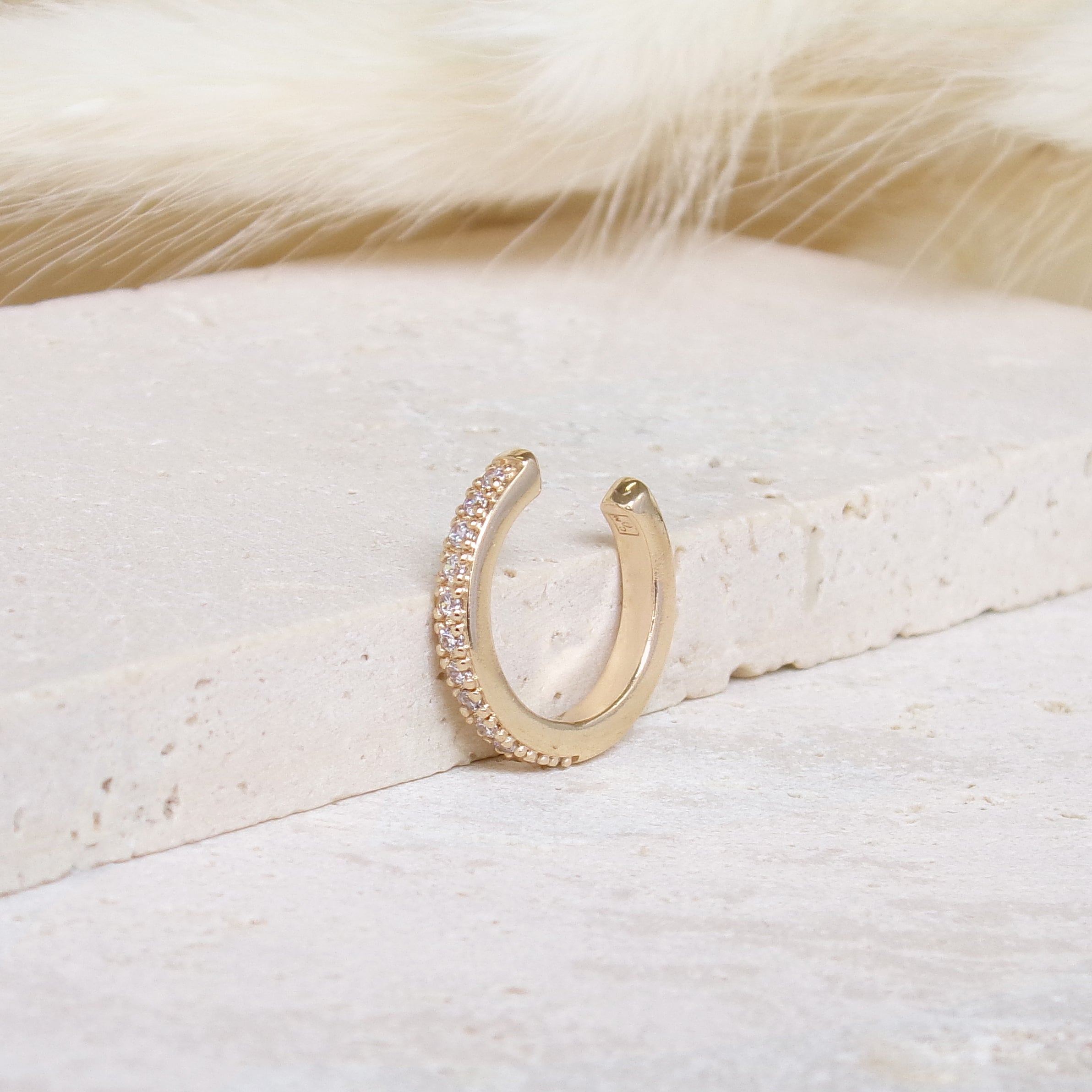 Joanna earcuff earring with zircons gold-plated