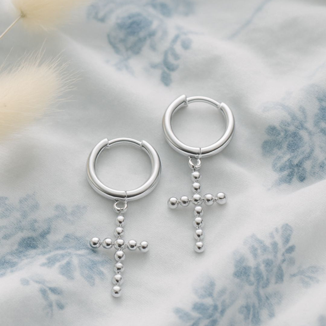 Créoles Fara croix perlée argent