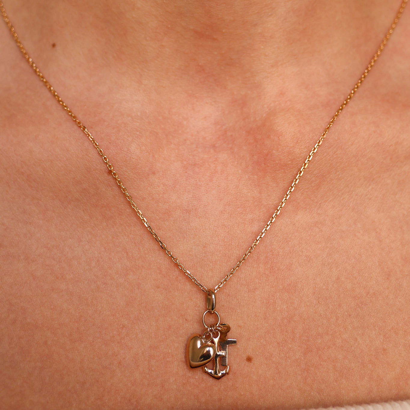 Three Virtues charm gold-plated