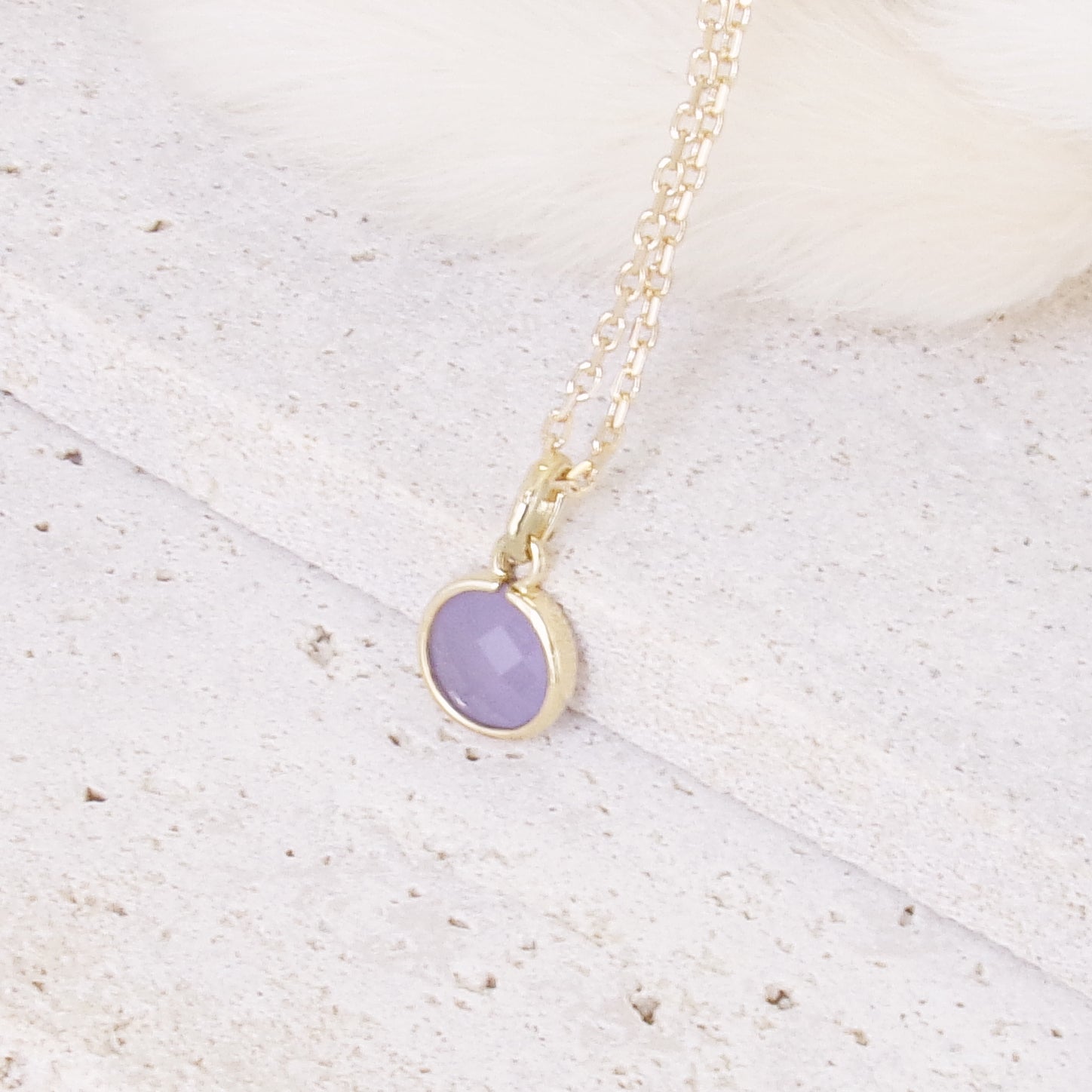 Solana charm lavender mauve stone gold-plated