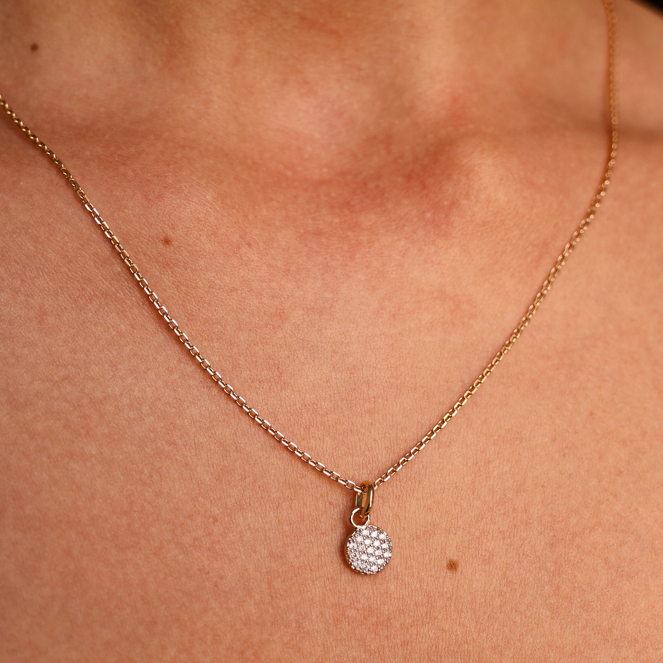 Kaori charm with zircons gold-plated