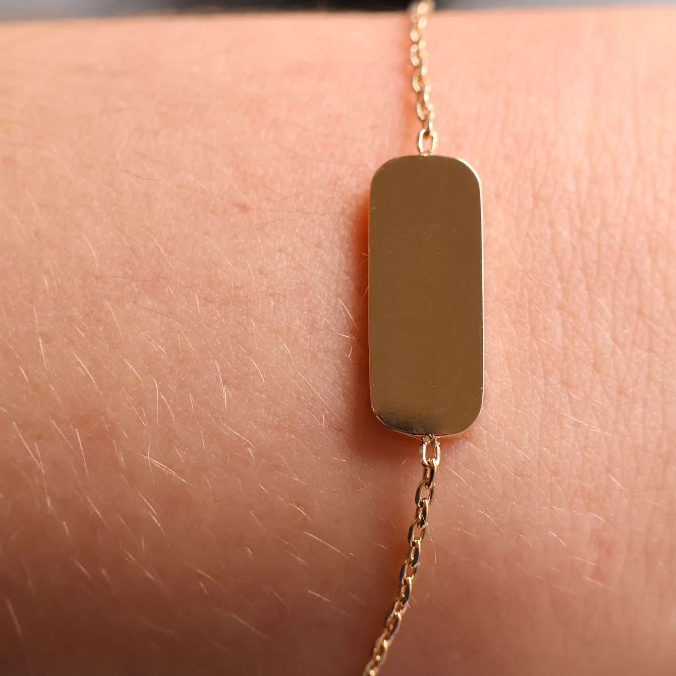 Priya bracelet 18cm chain with rectangular medal to engrave gold-plated