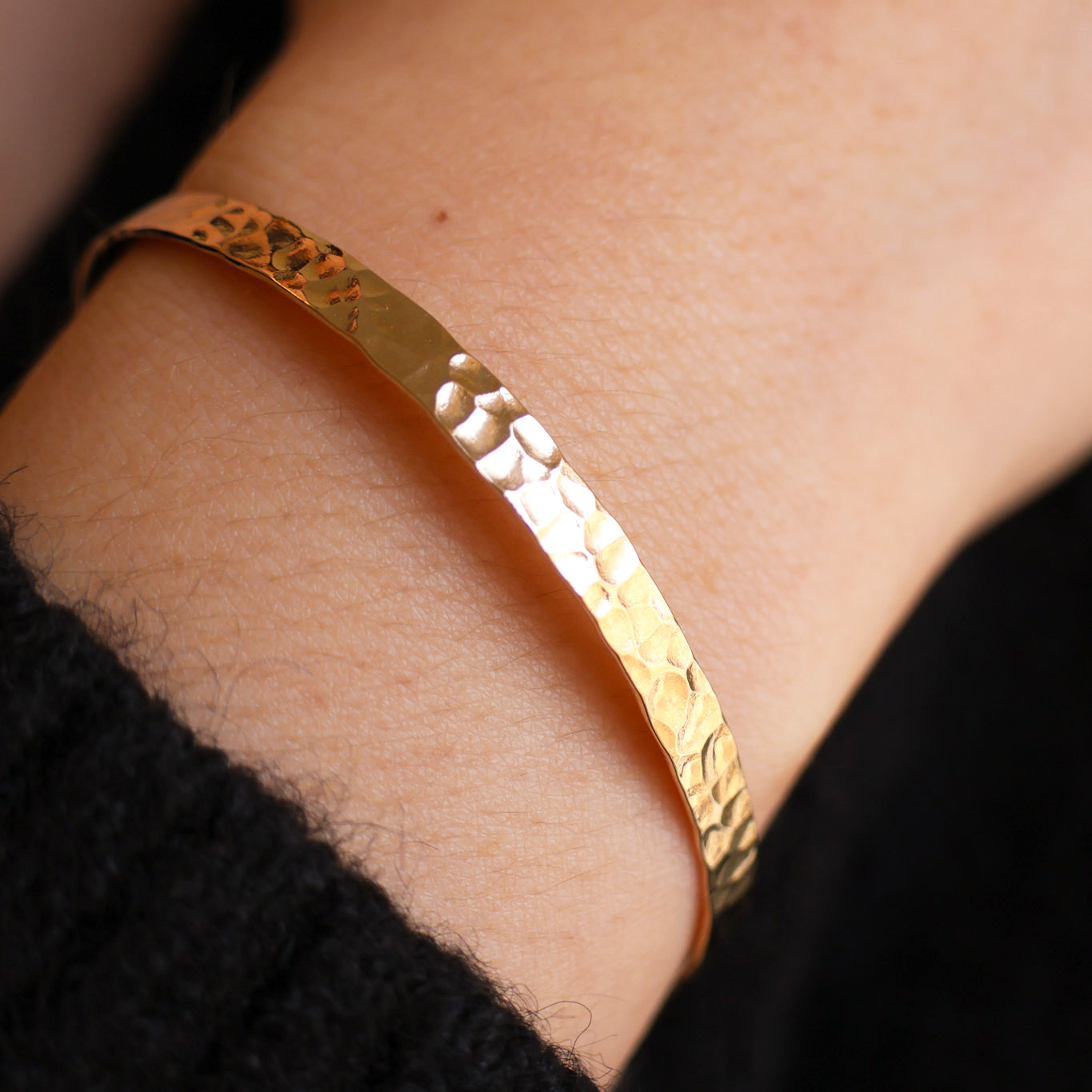 Nala bangle bracelet flat hammered adjustable gold-plated