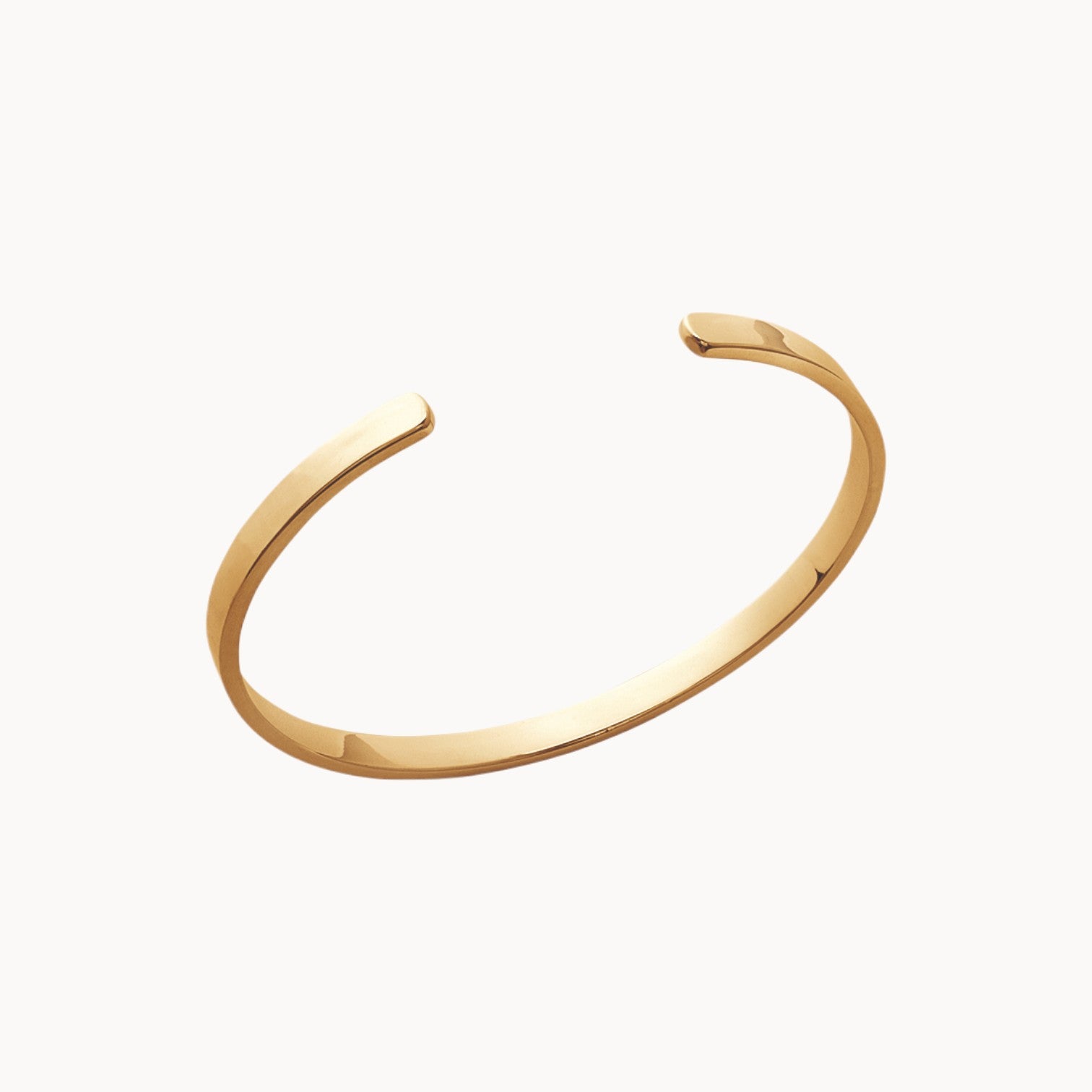 Akiko smooth open bangle bracelet gold-plated