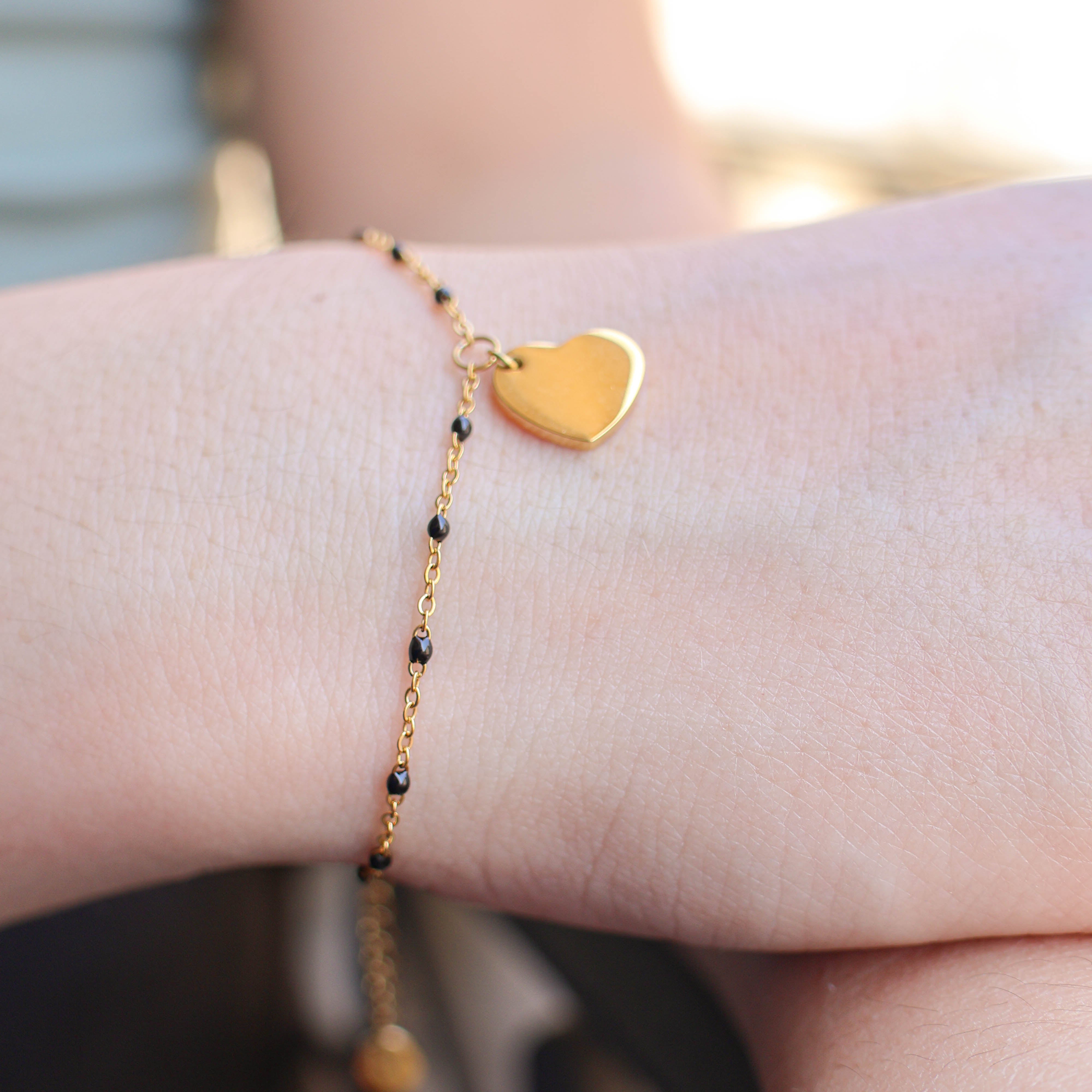 Chloe bracelet black pearls engravable heart pendant stainless steel