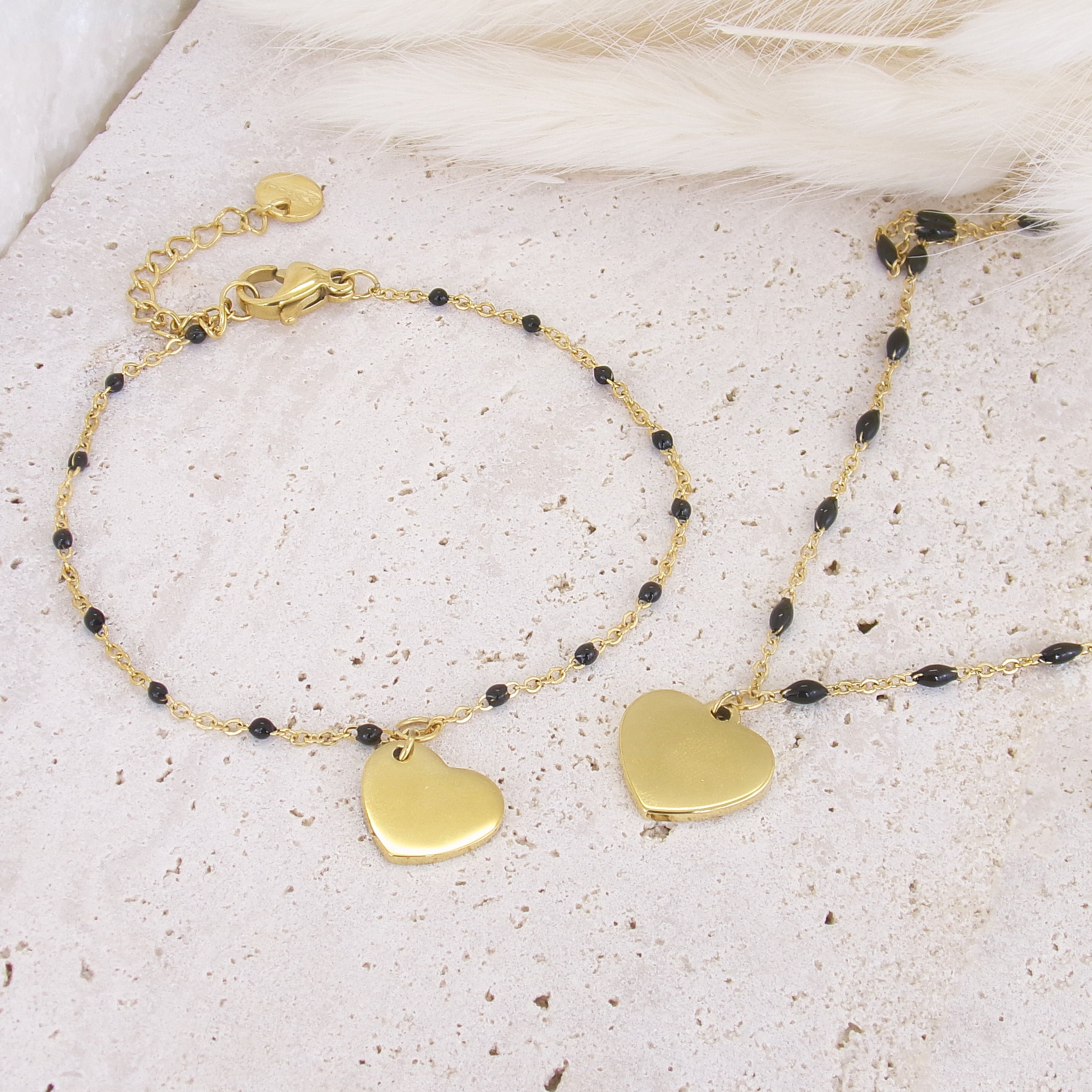 Chloe bracelet black pearls engravable heart pendant stainless steel