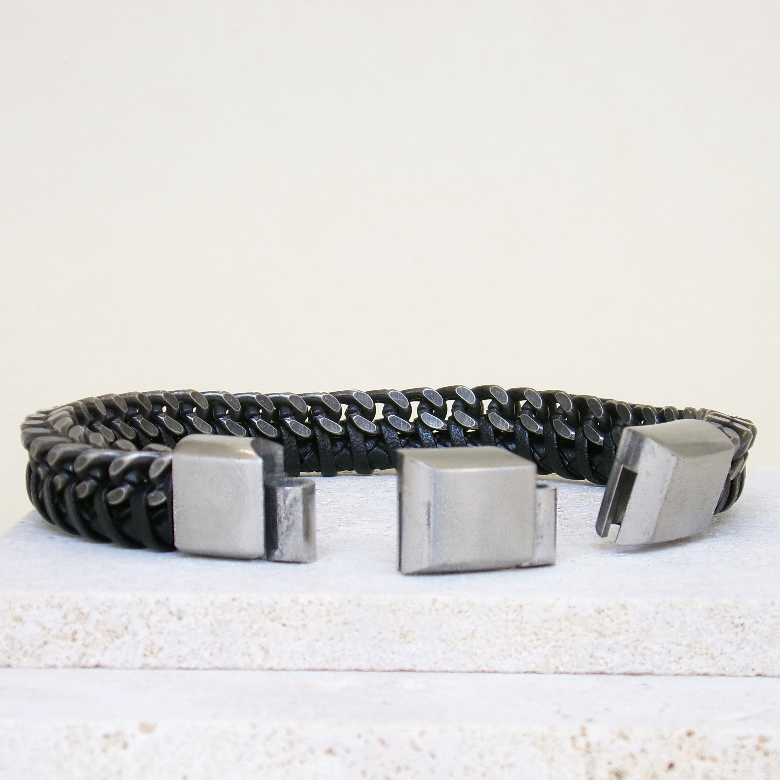 Johnny Titanium black leather bracelet stainless steel