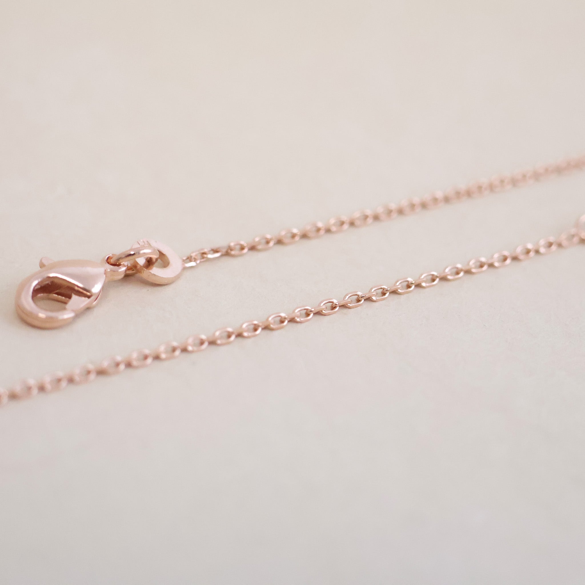 Classic chain necklace forcat mesh rose gold-plated