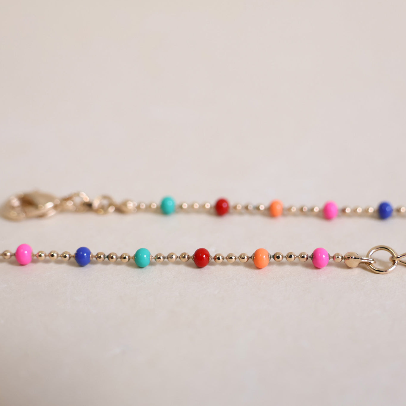 Almaria chain multicoloured lacquered beads gold-plated