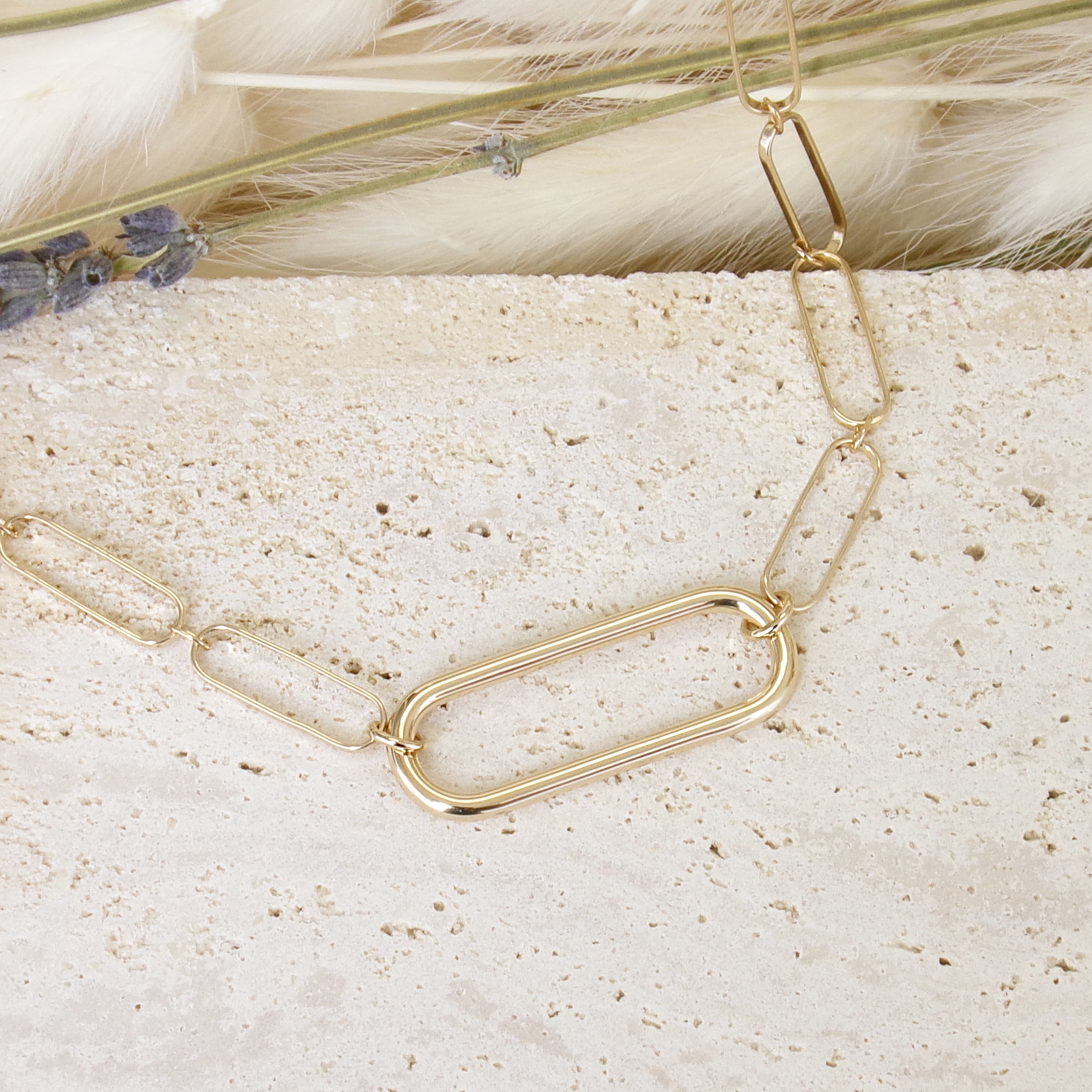 Gold-plated paper clip Kaelani necklace