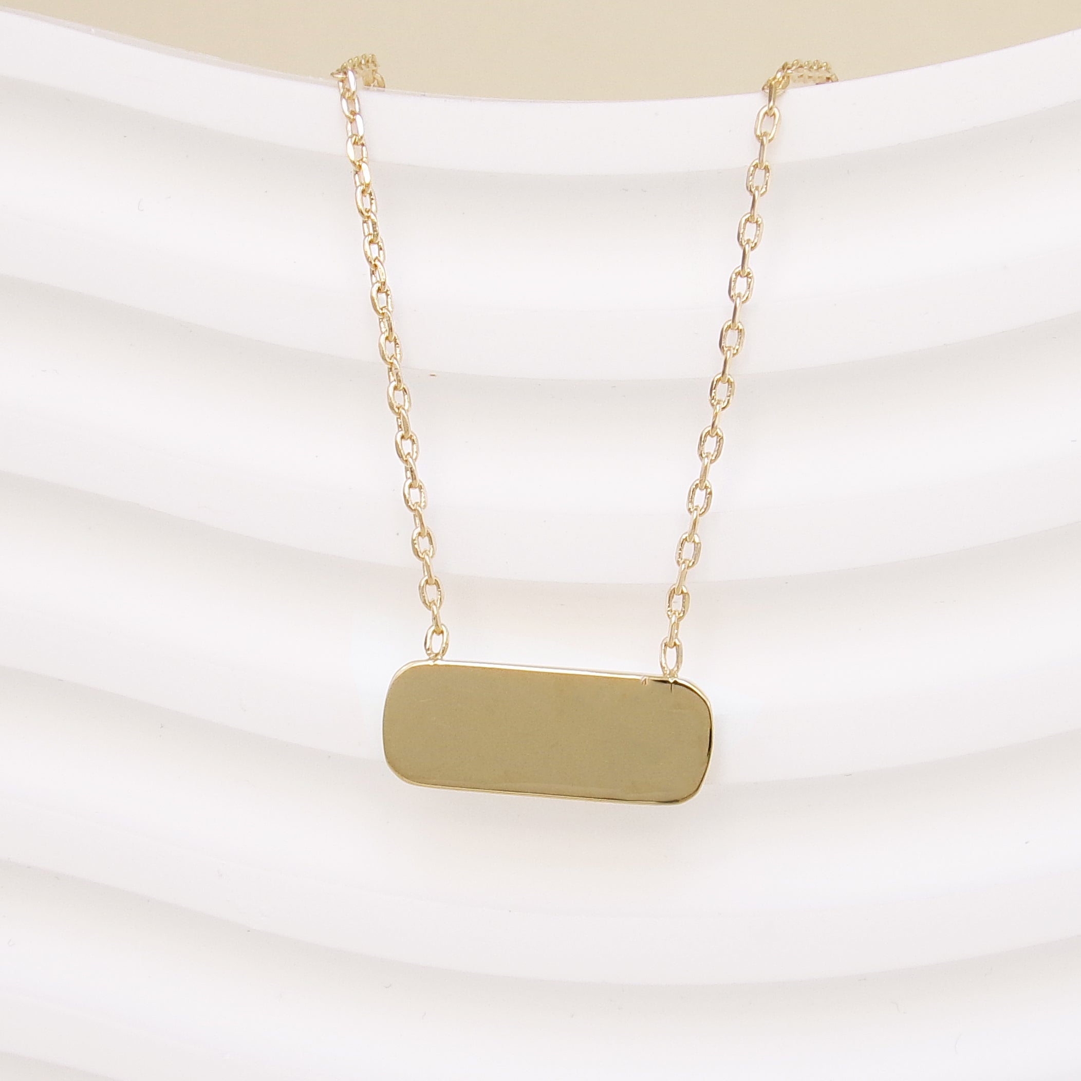 Chain Nyla necklace with name plate to engrave gold plated