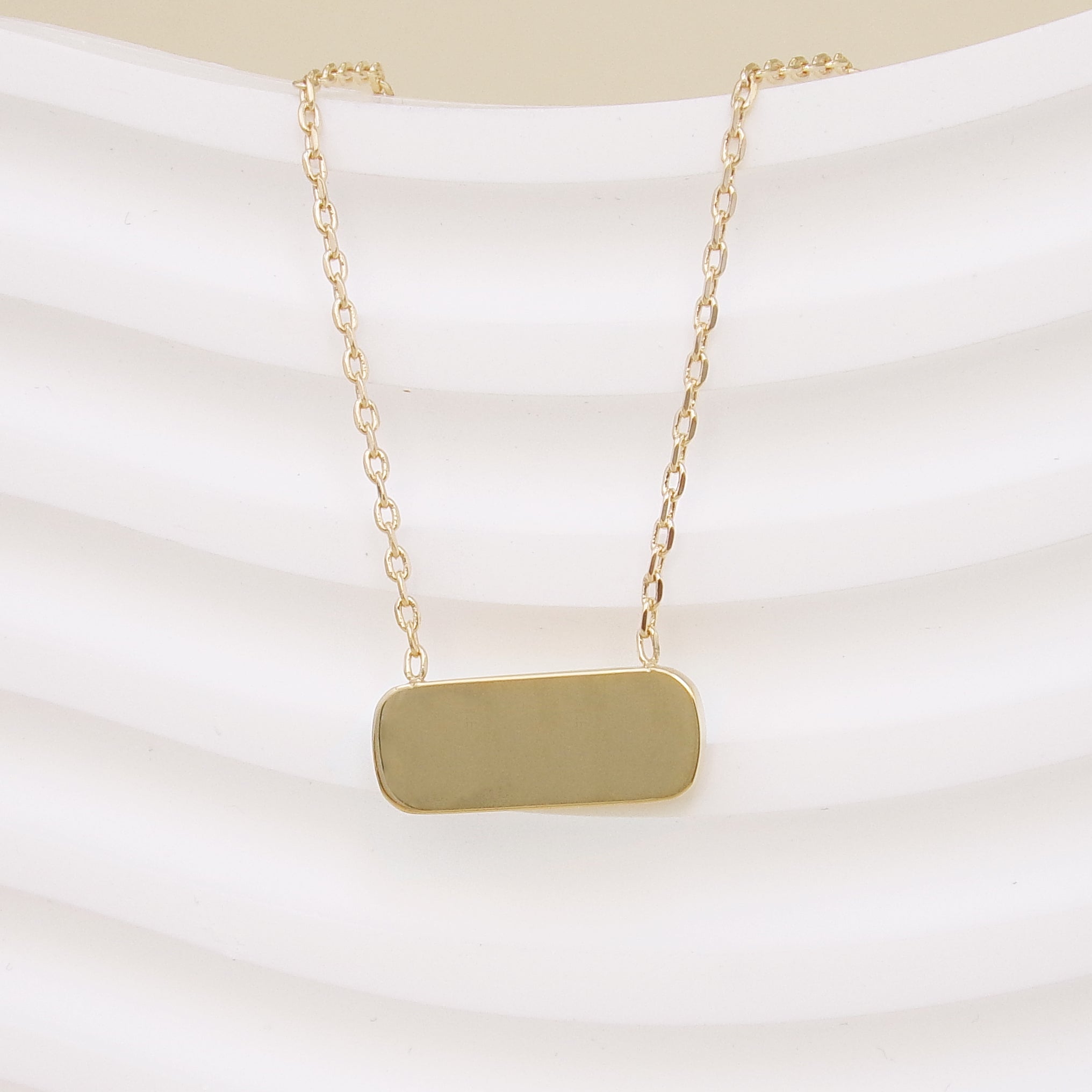 Chain Nyla necklace with name plate to engrave gold plated