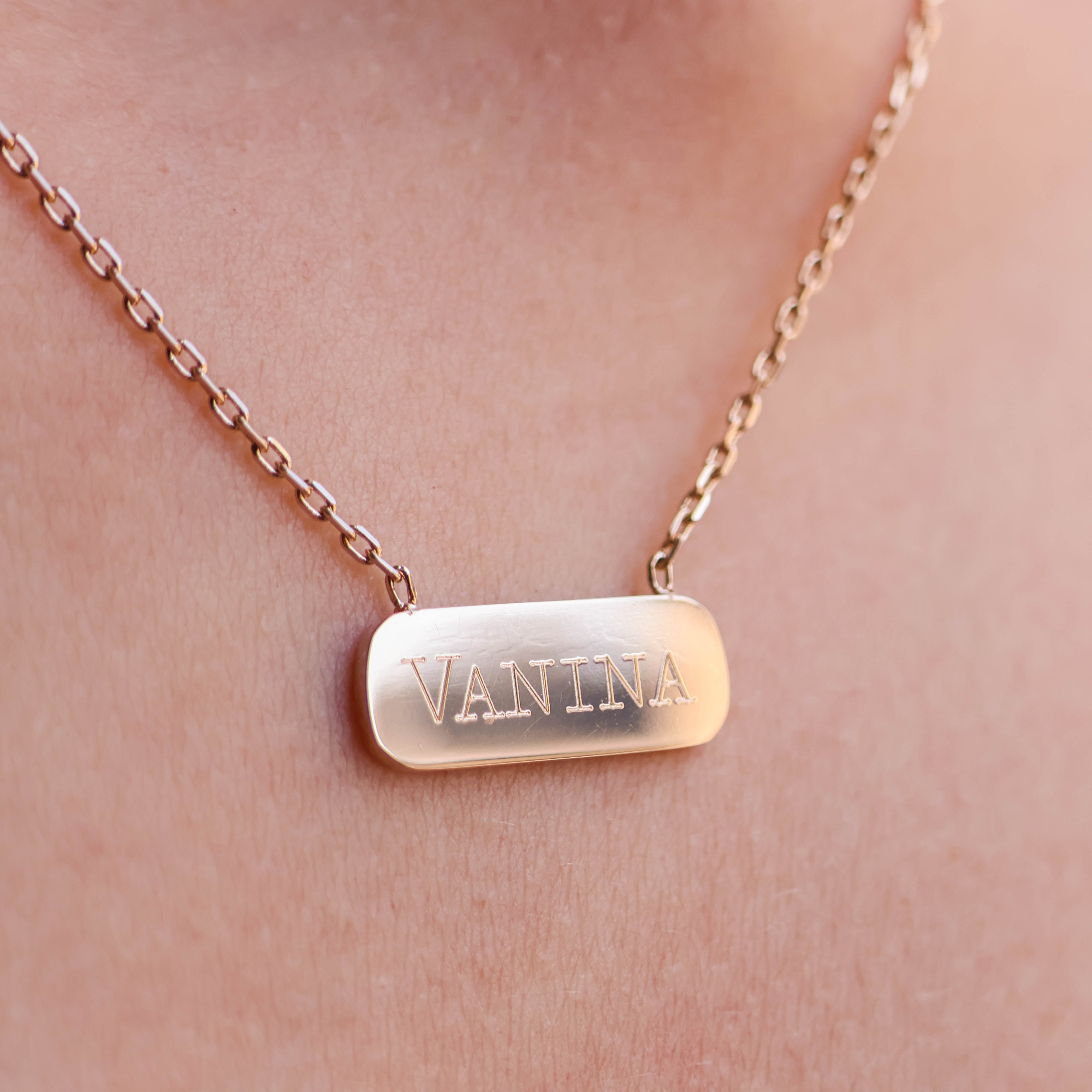 Chain Nyla necklace with name plate to engrave gold plated