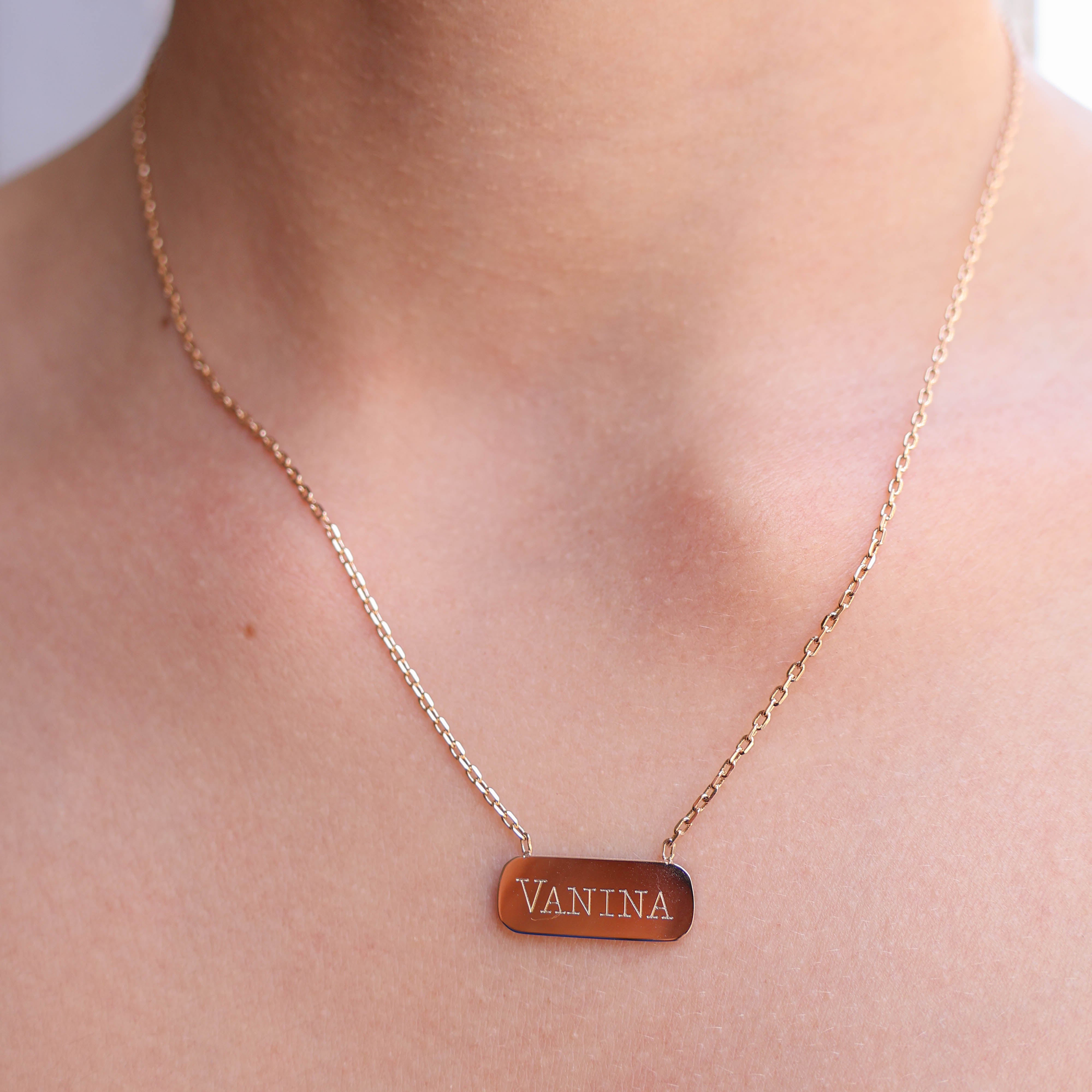 Chain Nyla necklace with name plate to engrave gold plated