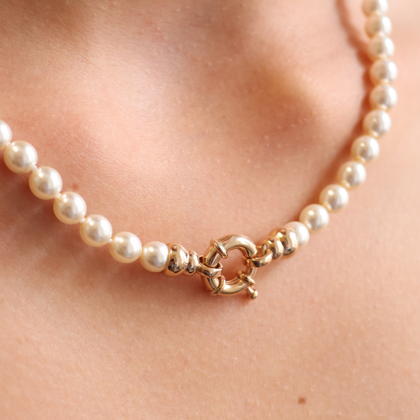 Gold-plated Majorca pearl Sakura necklace