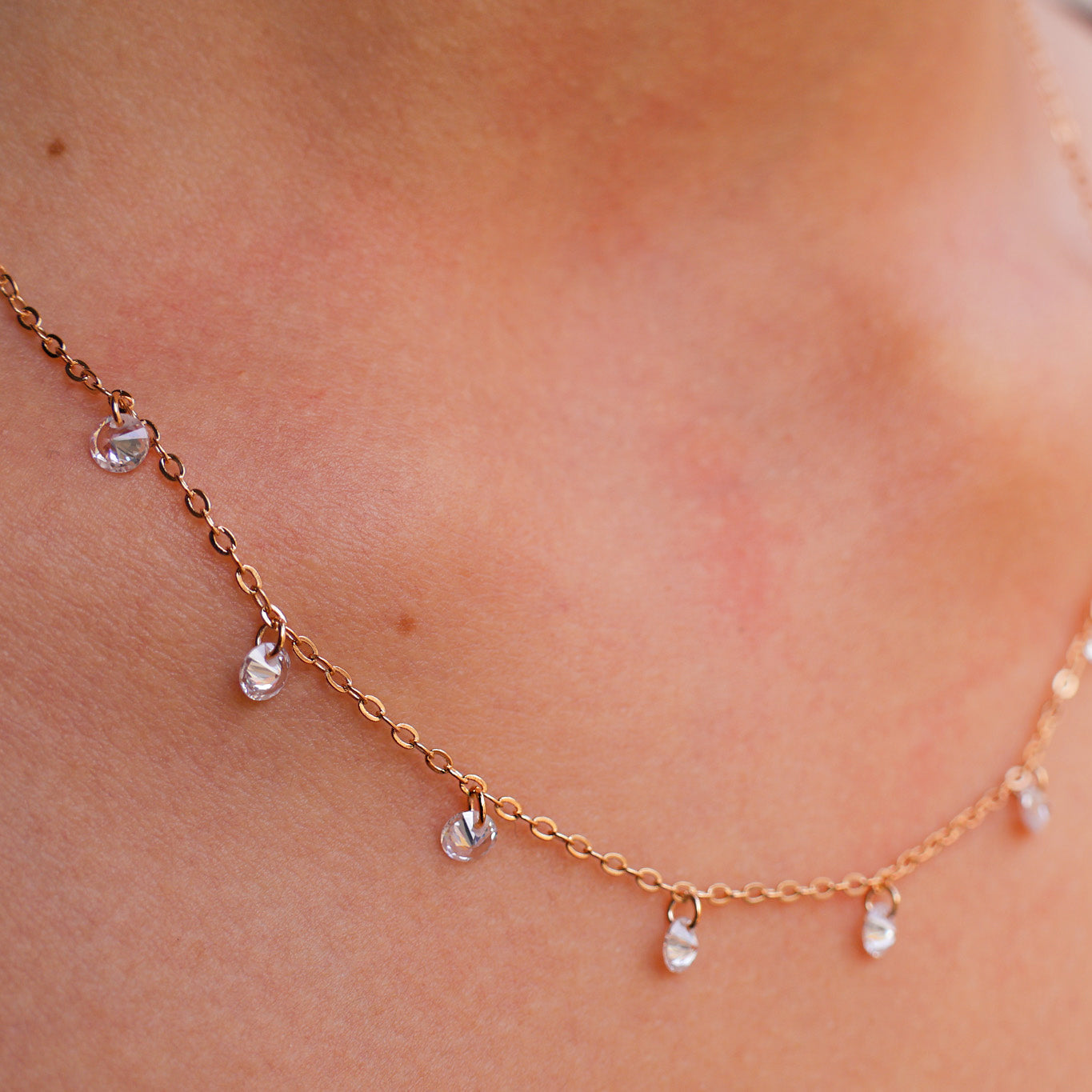 Emiko chain necklace with oxide pendants gold plated