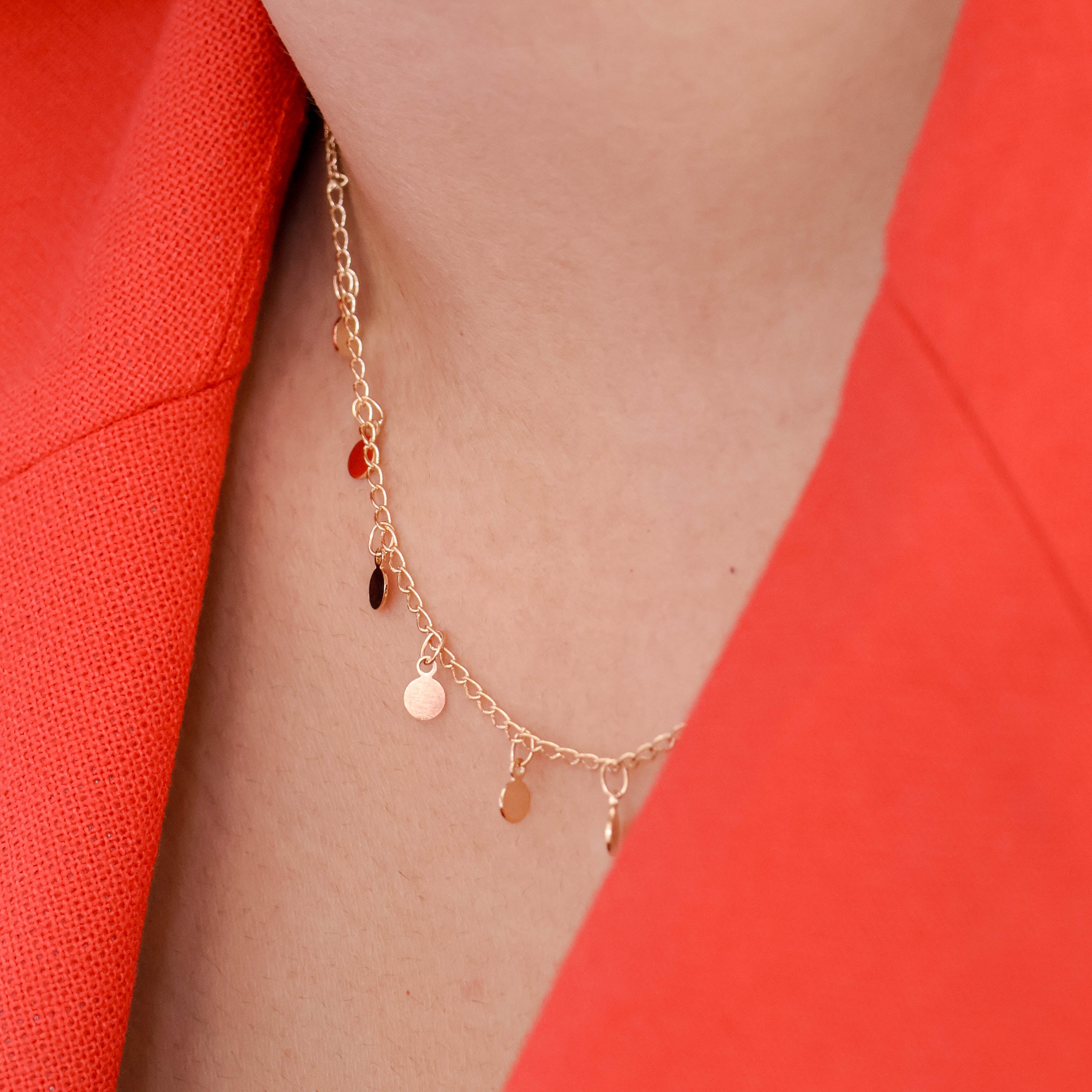 Chain Imani necklace with 12 gold-plated tassels