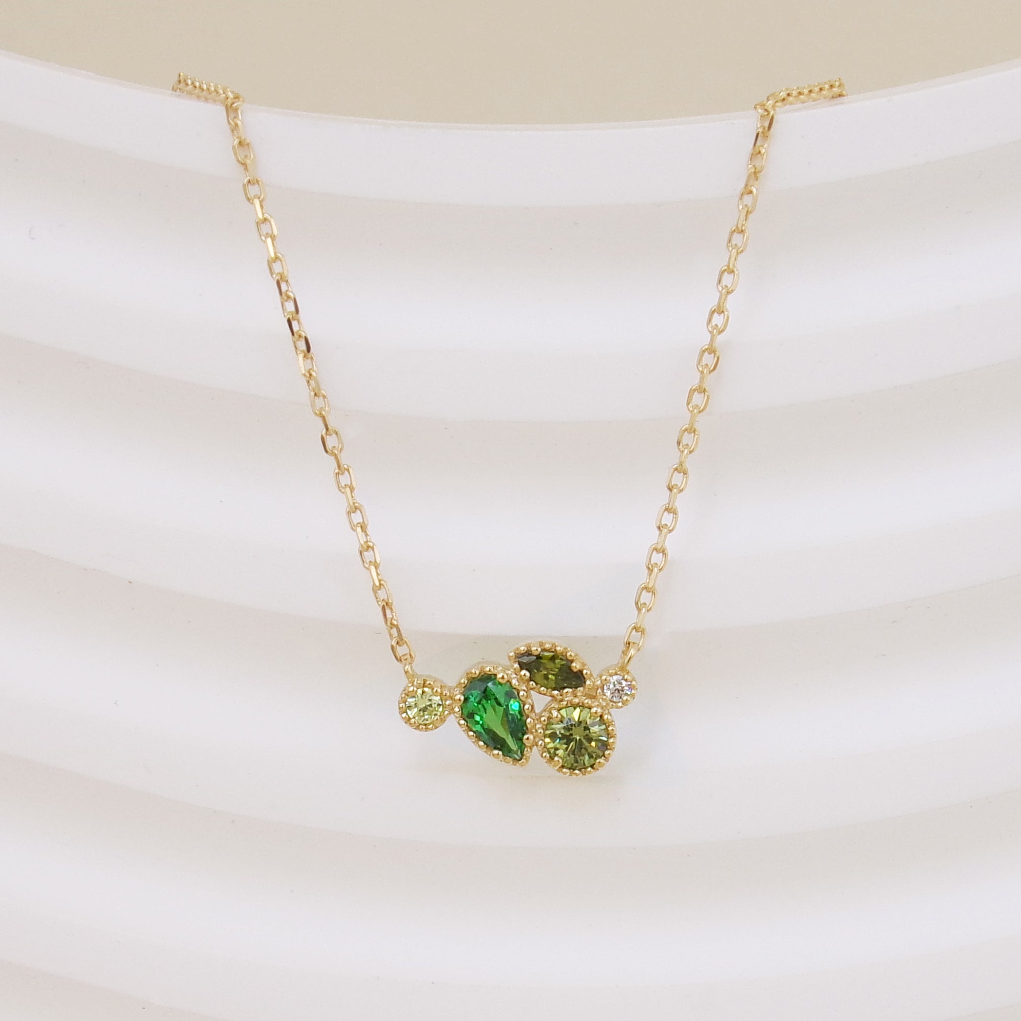 Anya necklace green zironcs gold-plated