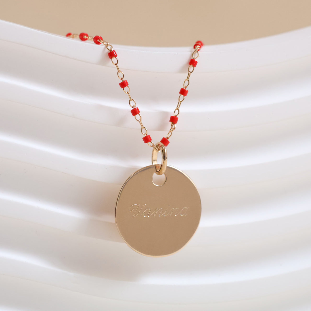 Sora red necklace with 19mm medal to engrave gold-plated