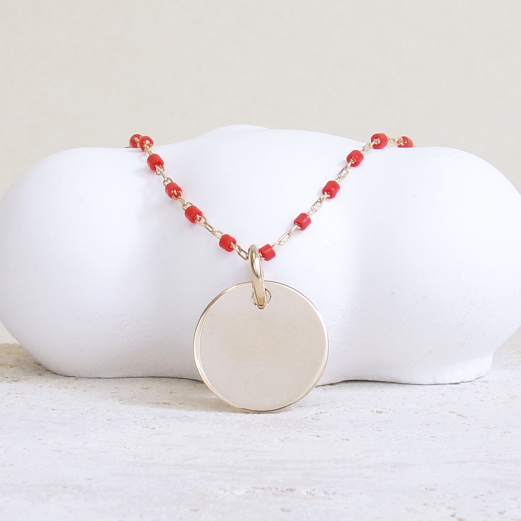 Sora red necklace with 15mm medal to engrave gold-plated