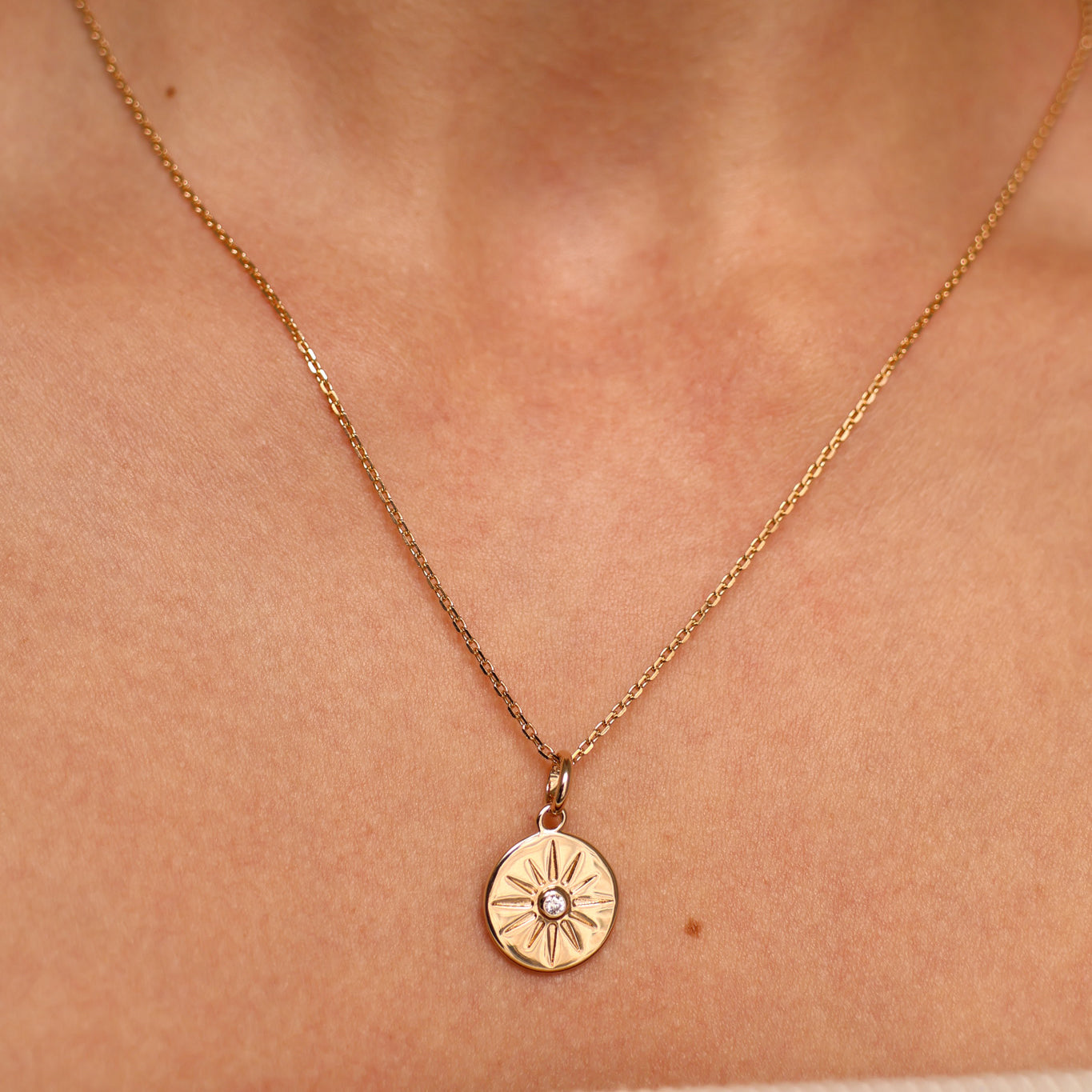 Sparkling Sun charm gold-plated