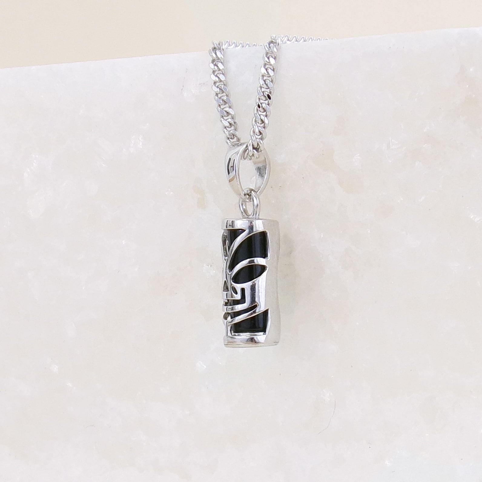 Polynesian Tiki pendant 5x10mm with silver onyx