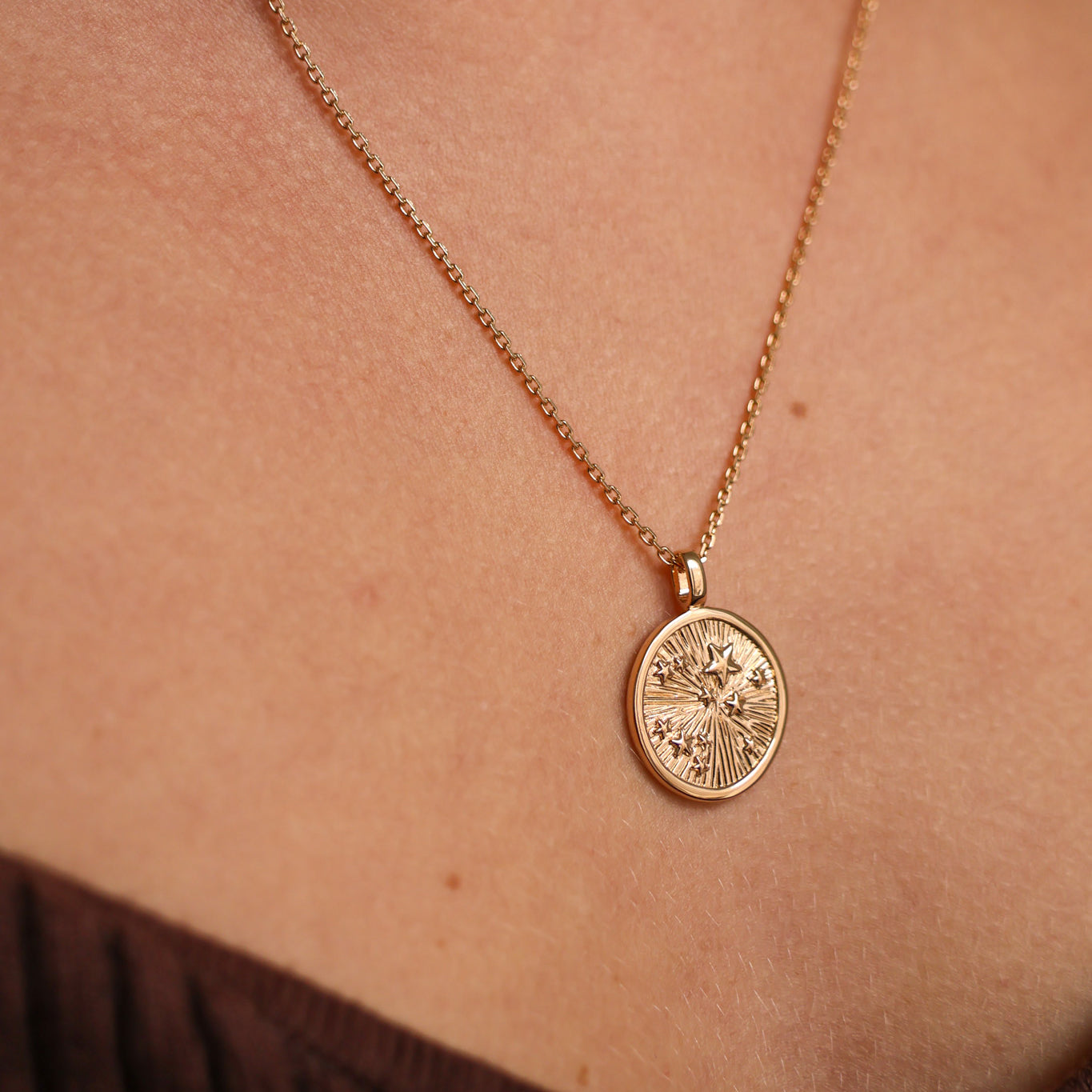 Gold-plated starry sky medal pendant to engrave