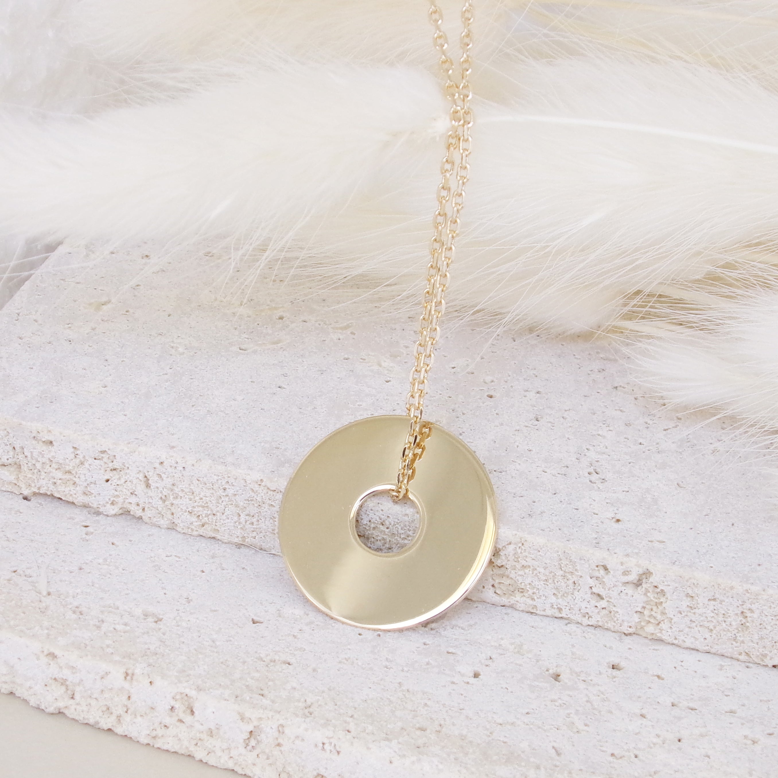 Gold plated 20mm target medal pendant to engrave