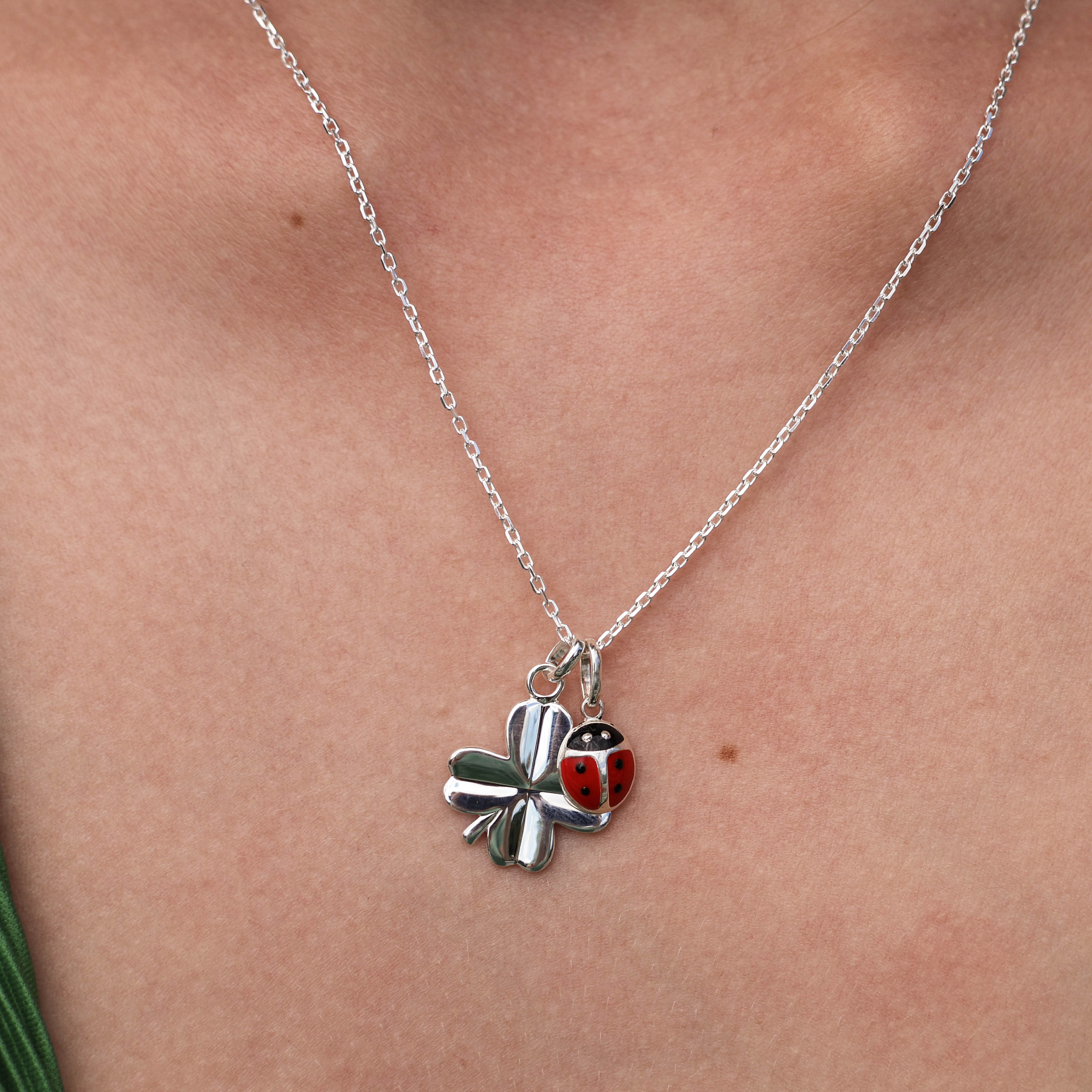 Silver Clover pendant to engrave