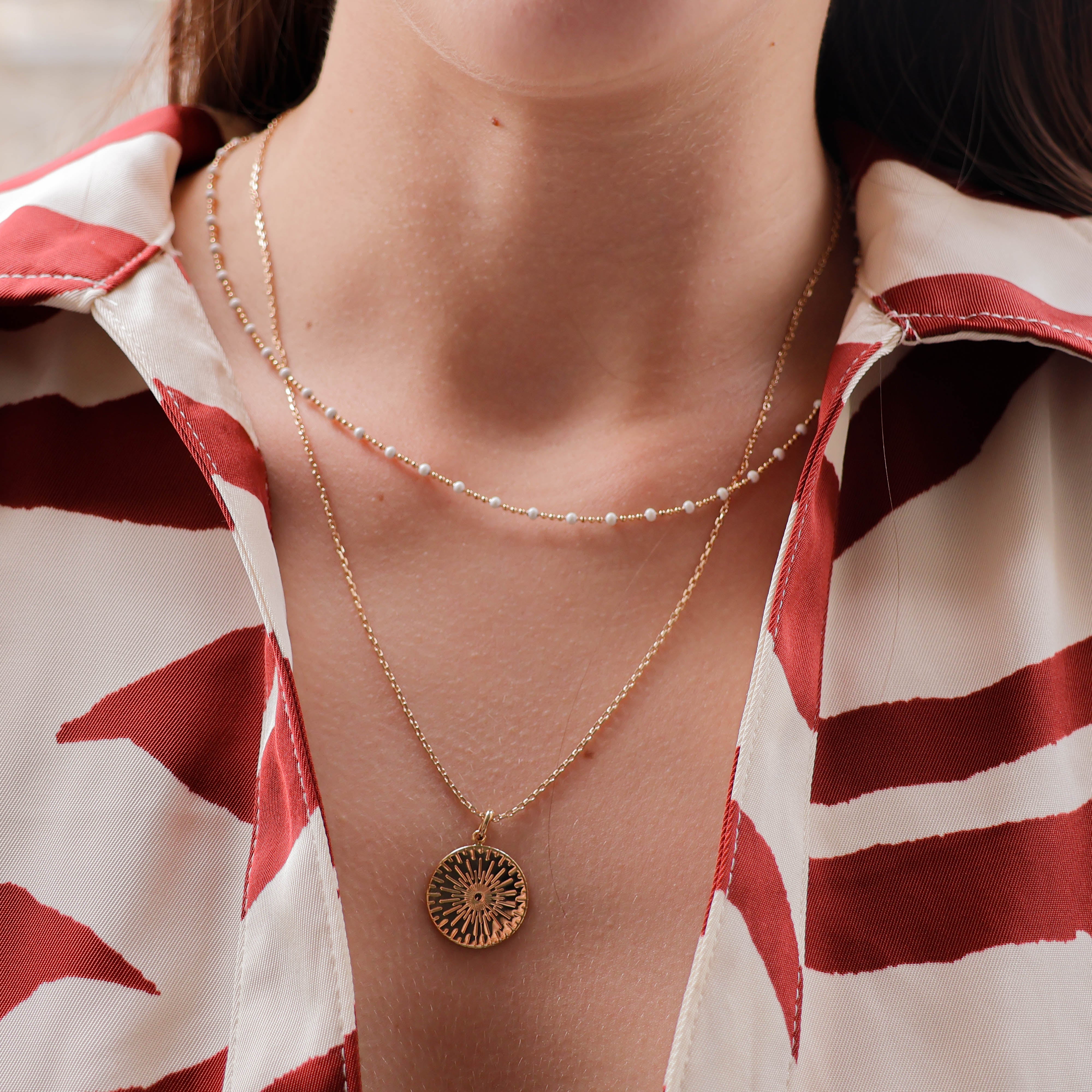 Gold-plated radiant medal pendant to engrave