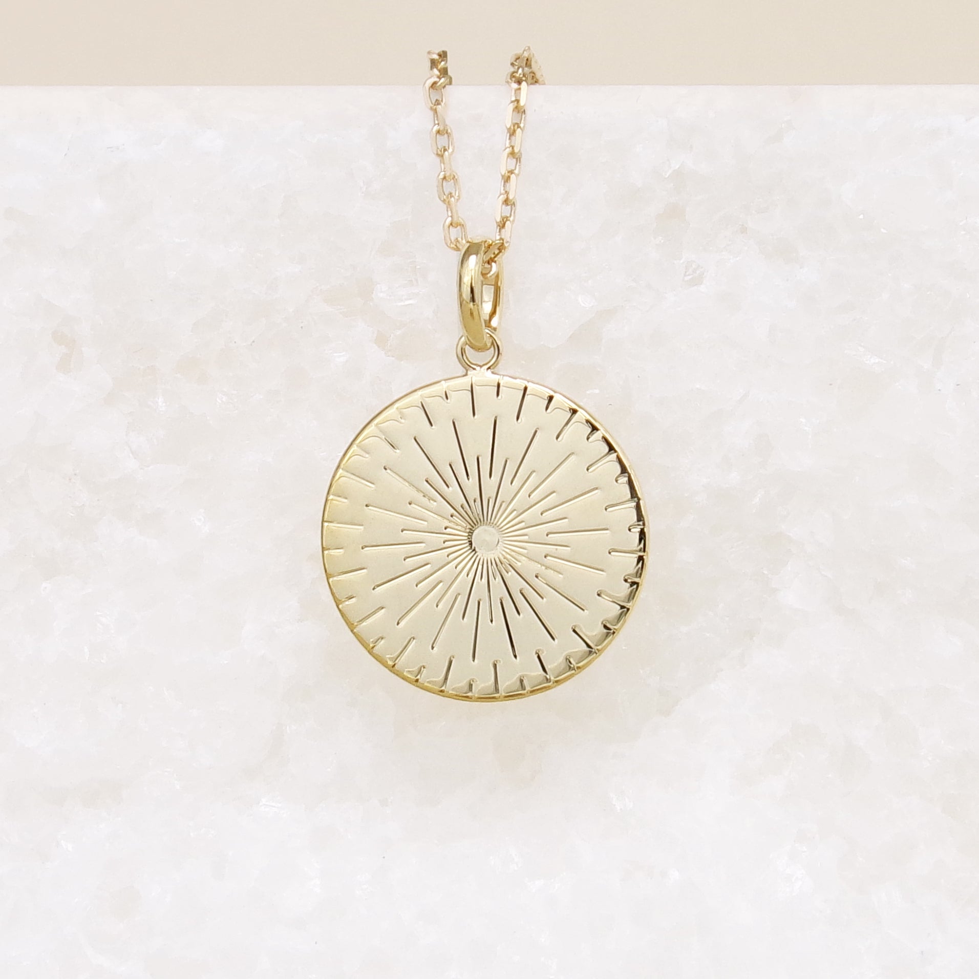 Gold-plated radiant medal pendant to engrave