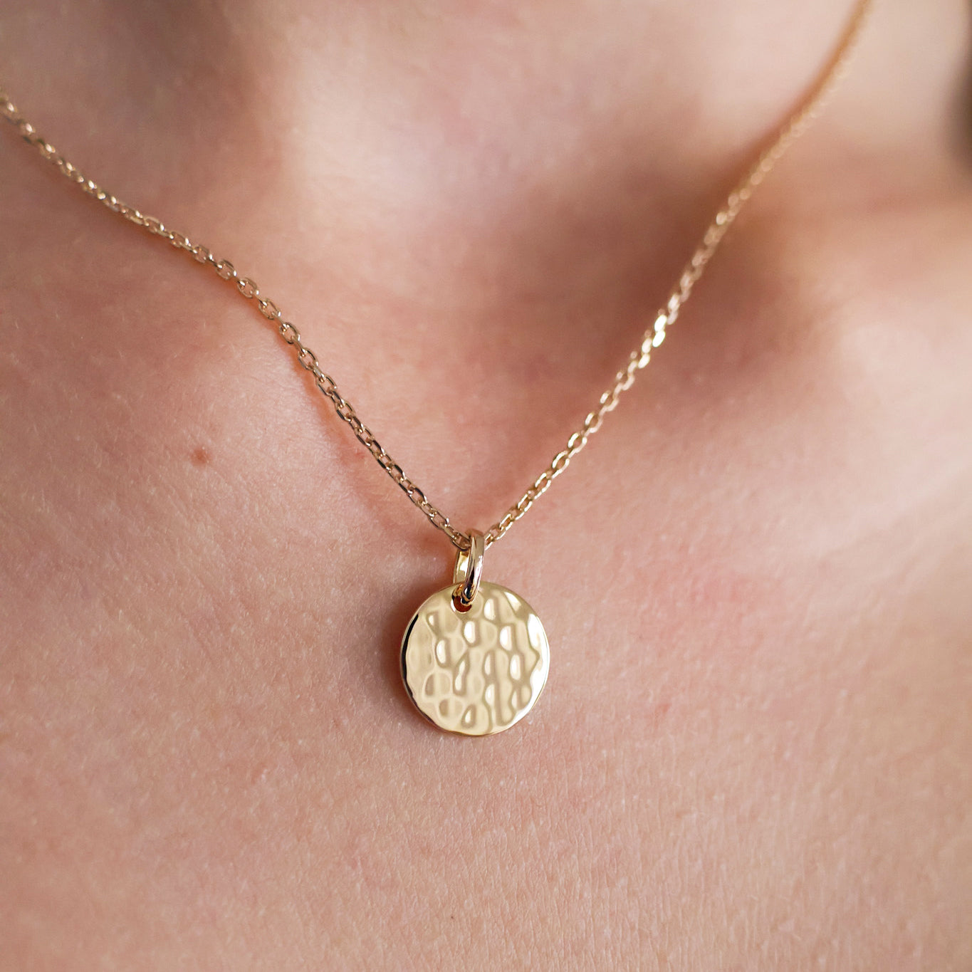 12mm gold-plated hammered medal pendant to engrave