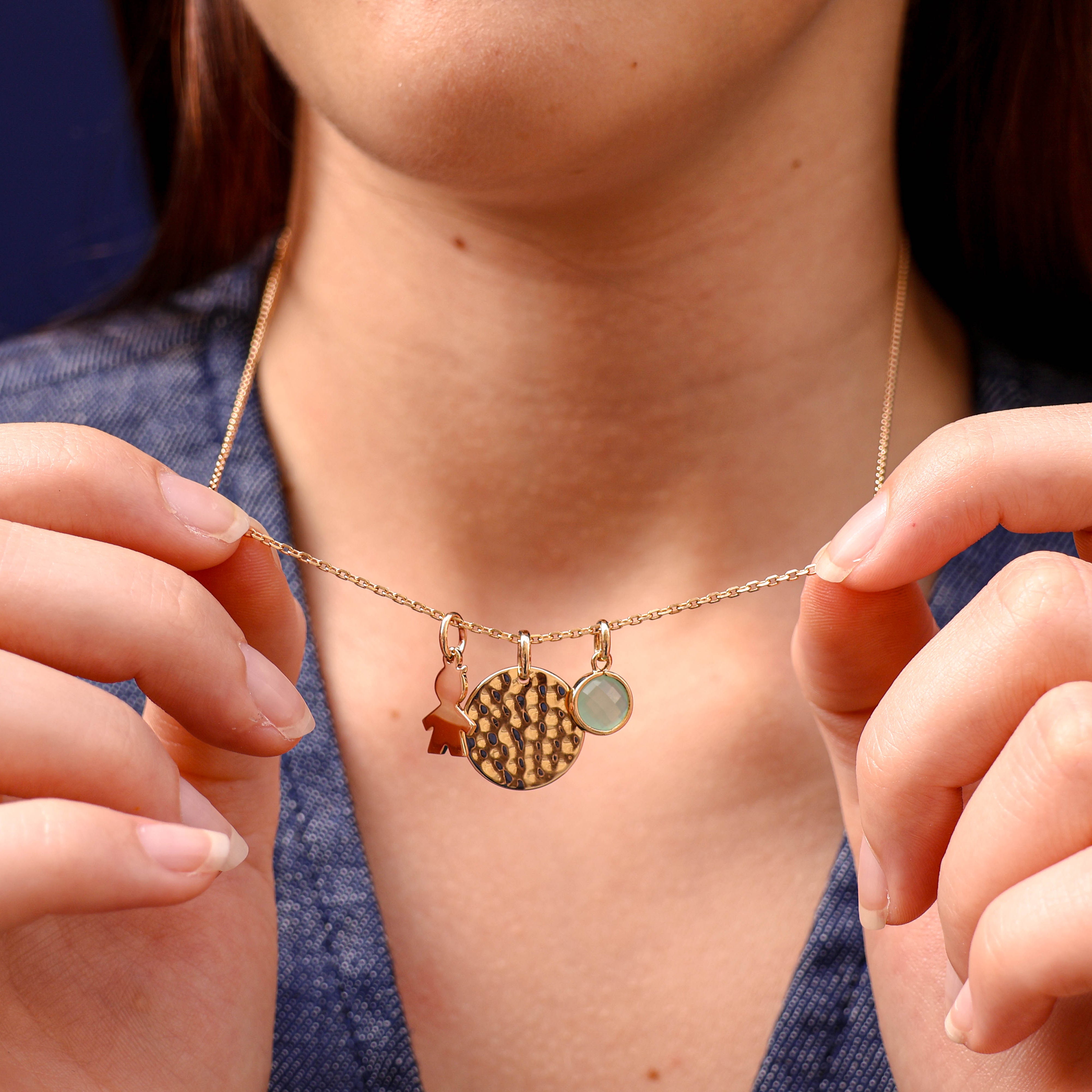 Hammered medal pendant 15mm gold plated to engrave