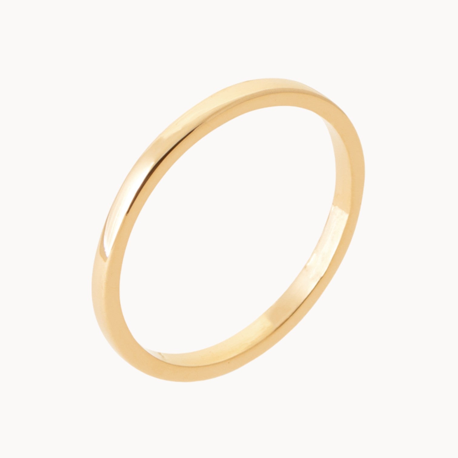 Bague alliance demi-jonc en plaqué or 18 carats - droits réservés Joyamada