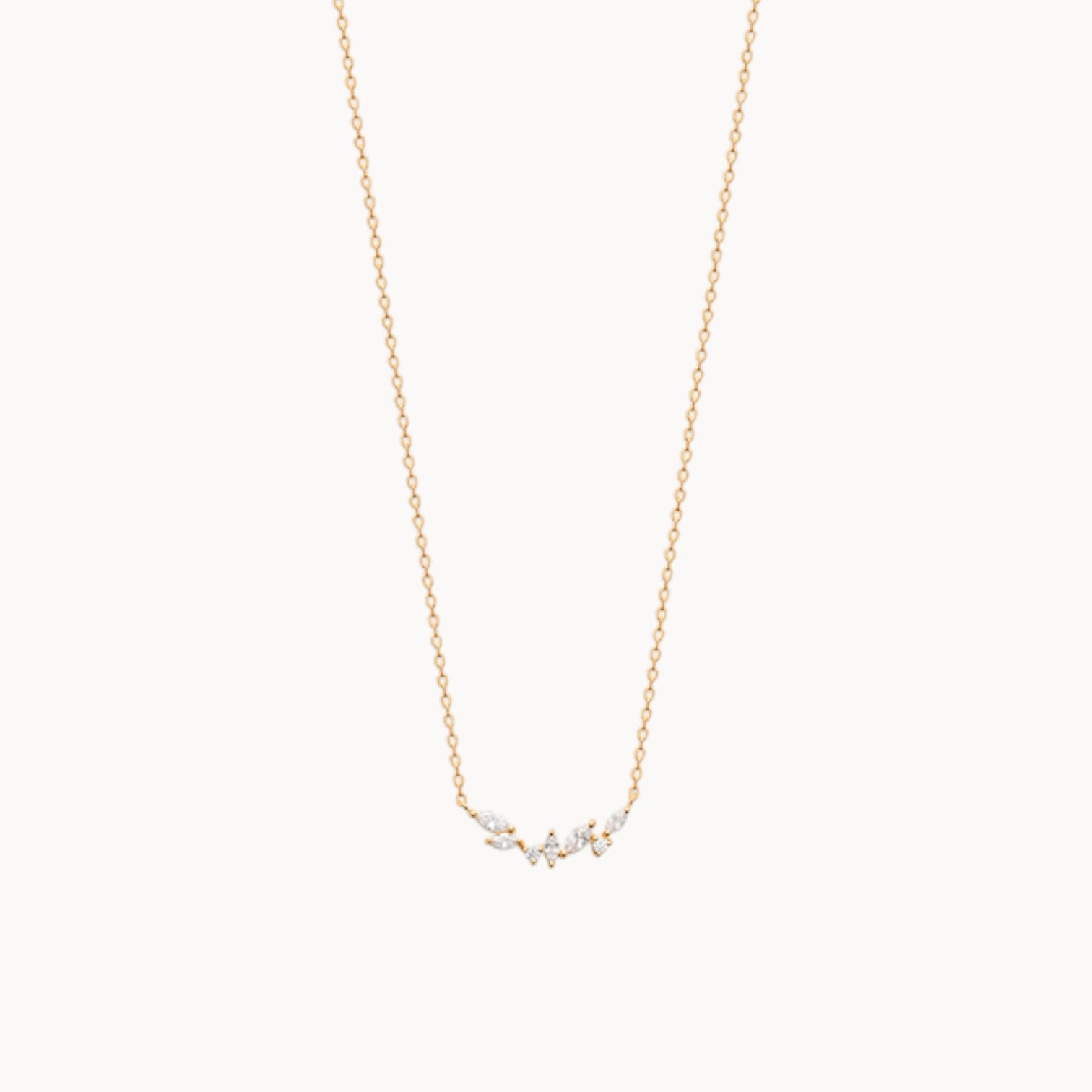 Collier Pétales scintillants oxydes de zyrconium 45cm en plaqué or 18 carats