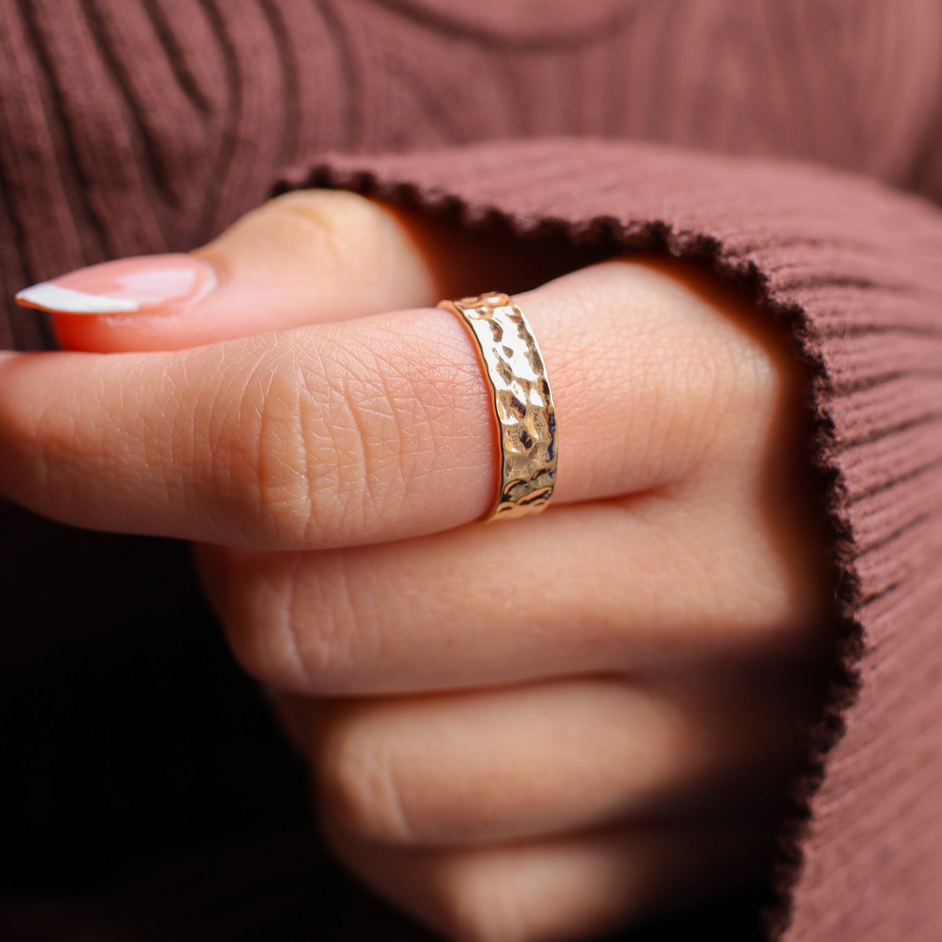 Nala hammered effect ring gold plated