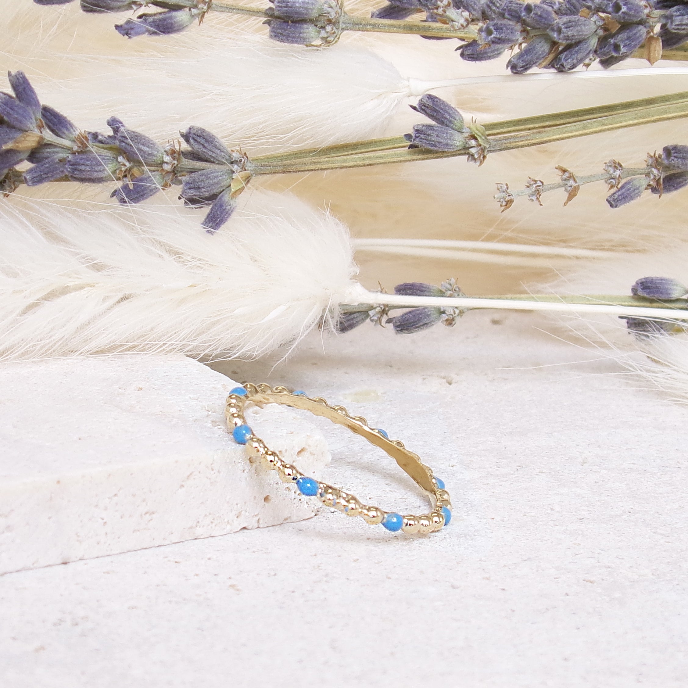 Dana beaded ring with blue enamel gold-plated