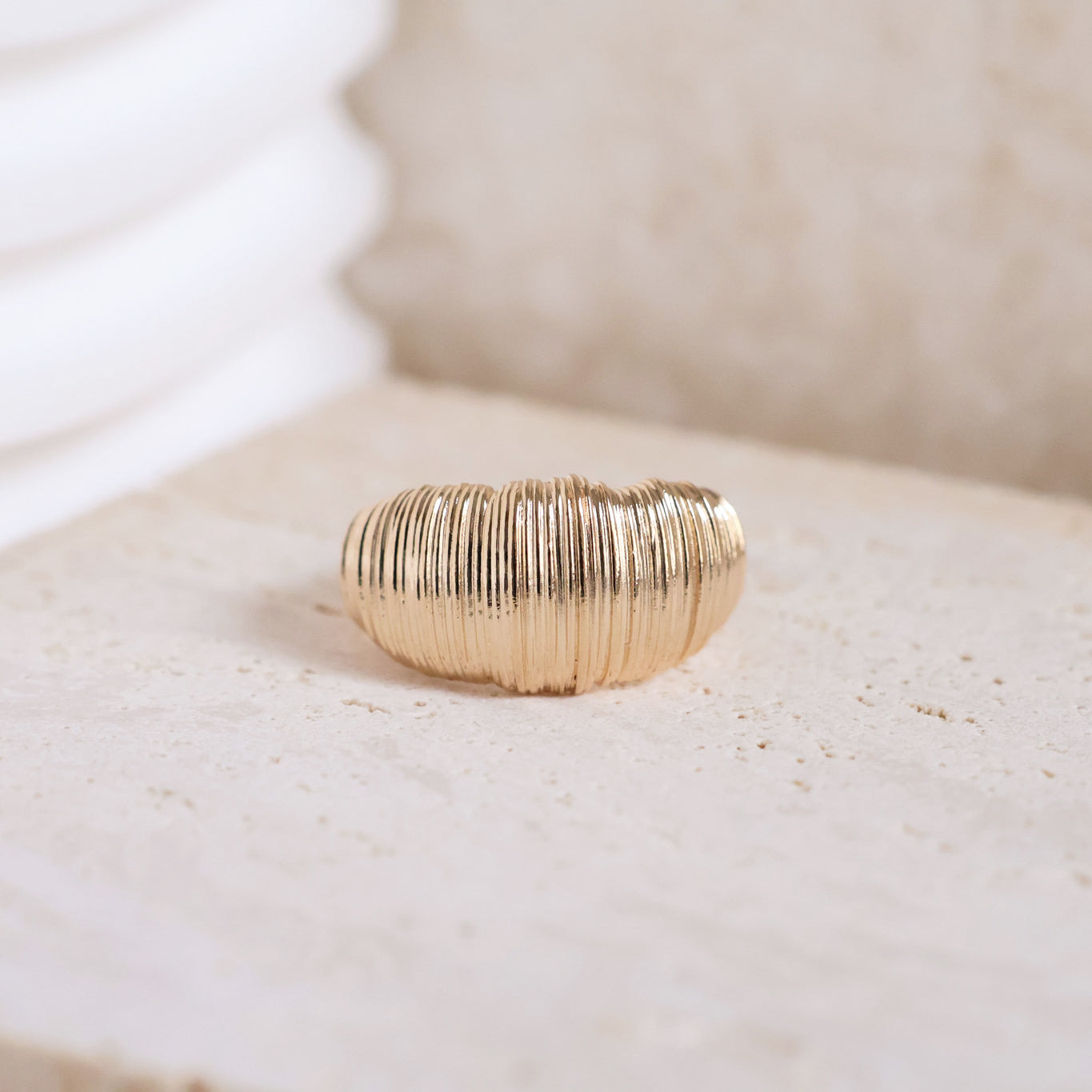 Zamora ring chiselled finish gold plated