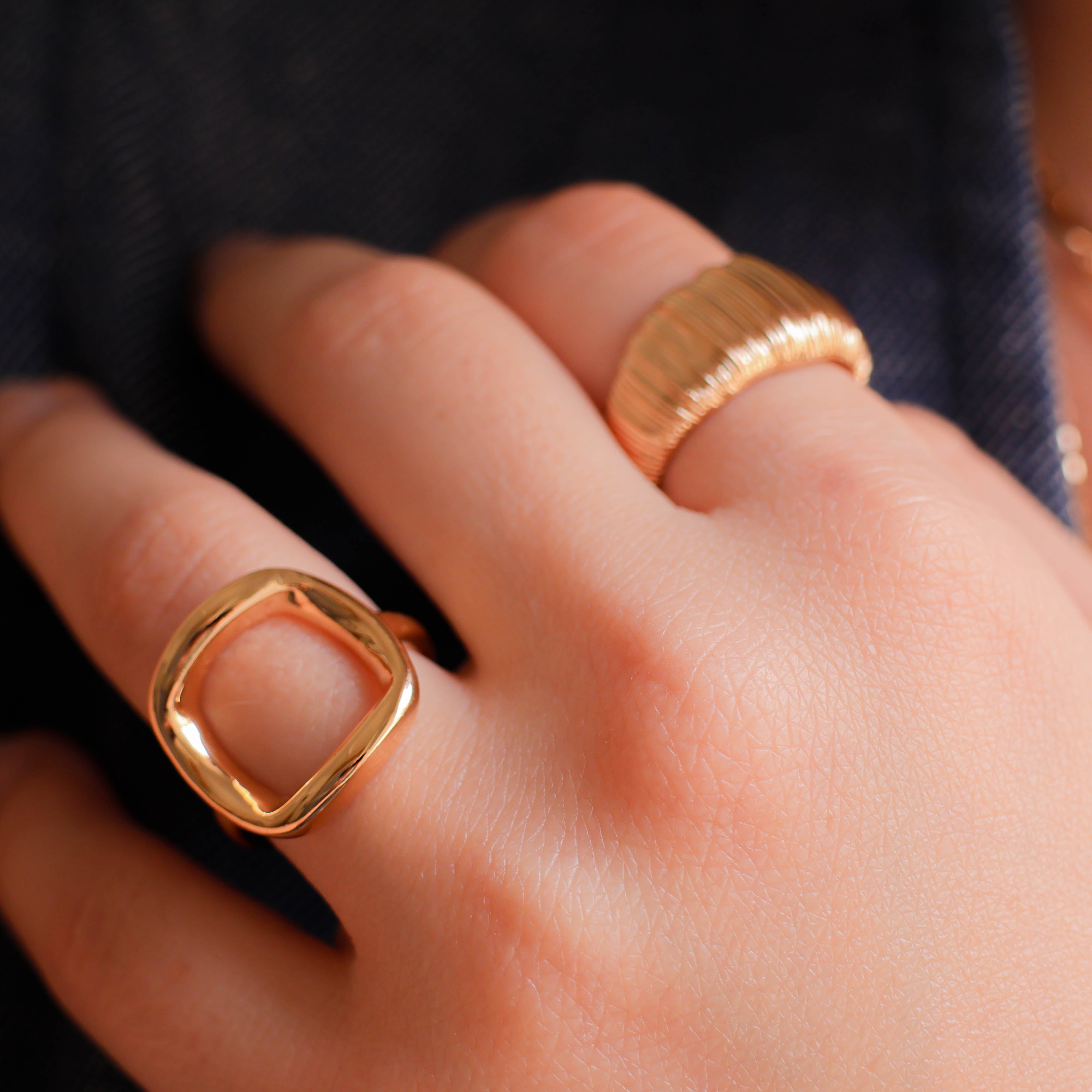 Zina ring openwork square desing gold plated