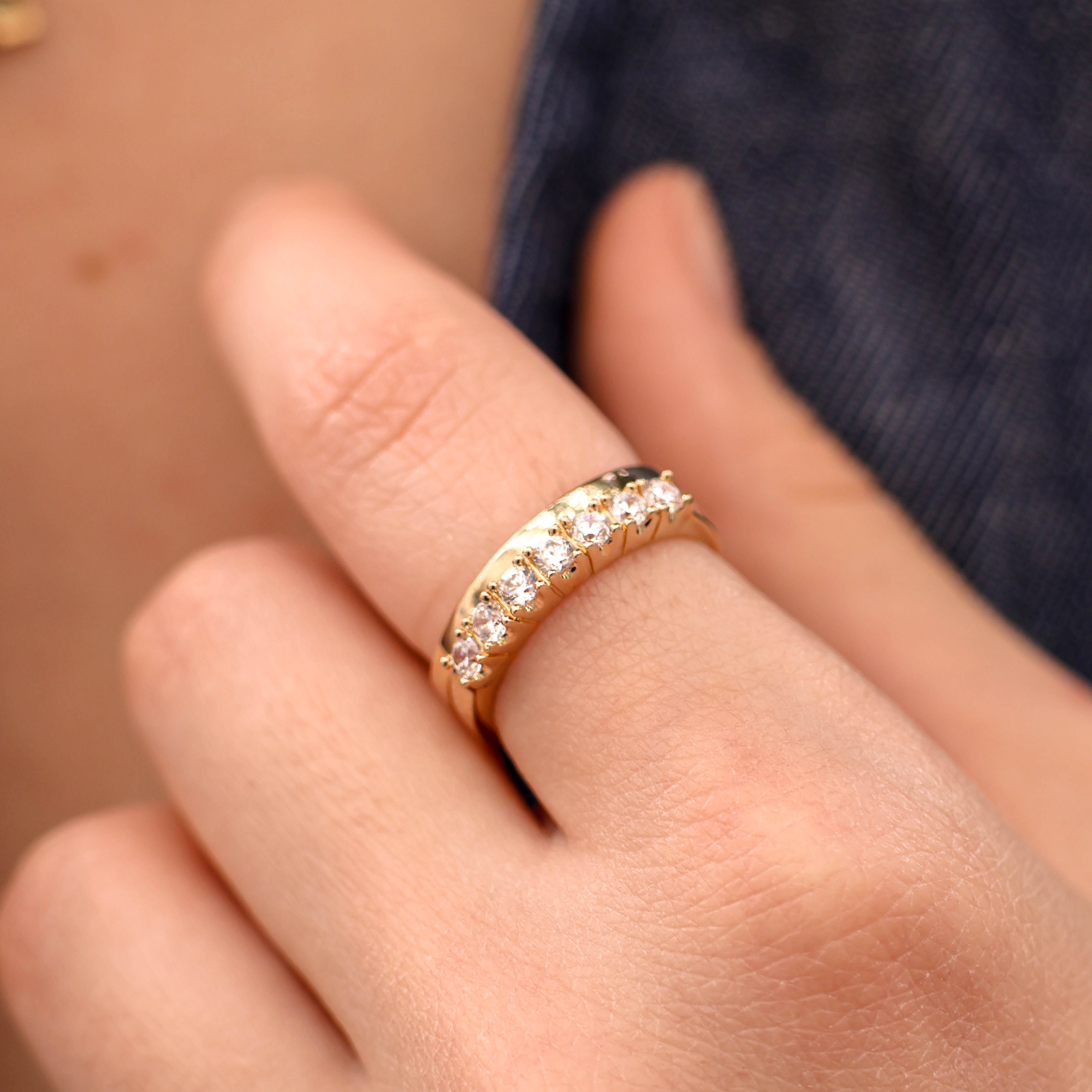 Ida half-round engagement ring with zircons gold plated