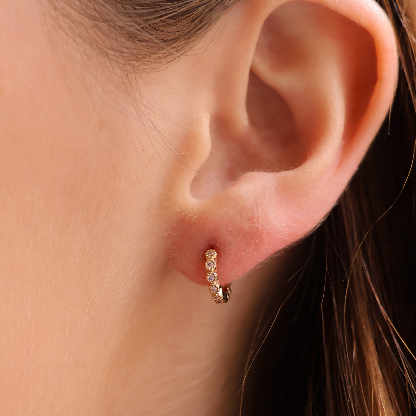 Juna hoop earrings zircons gold-plated